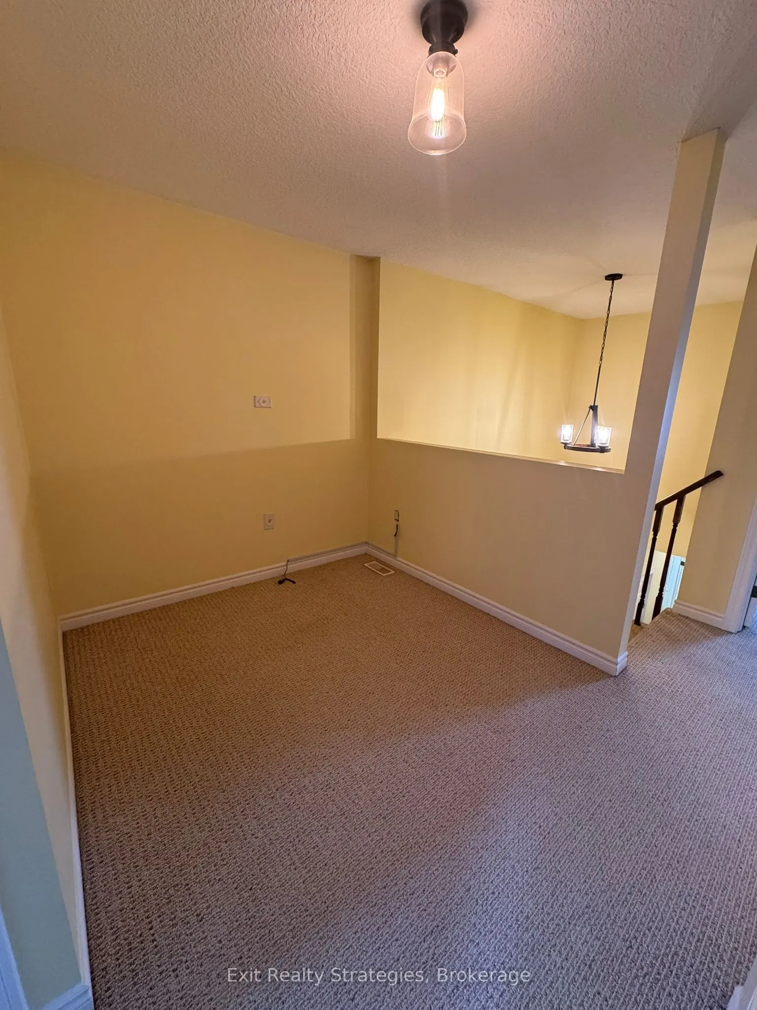 9 Hampton Brook Way, #8