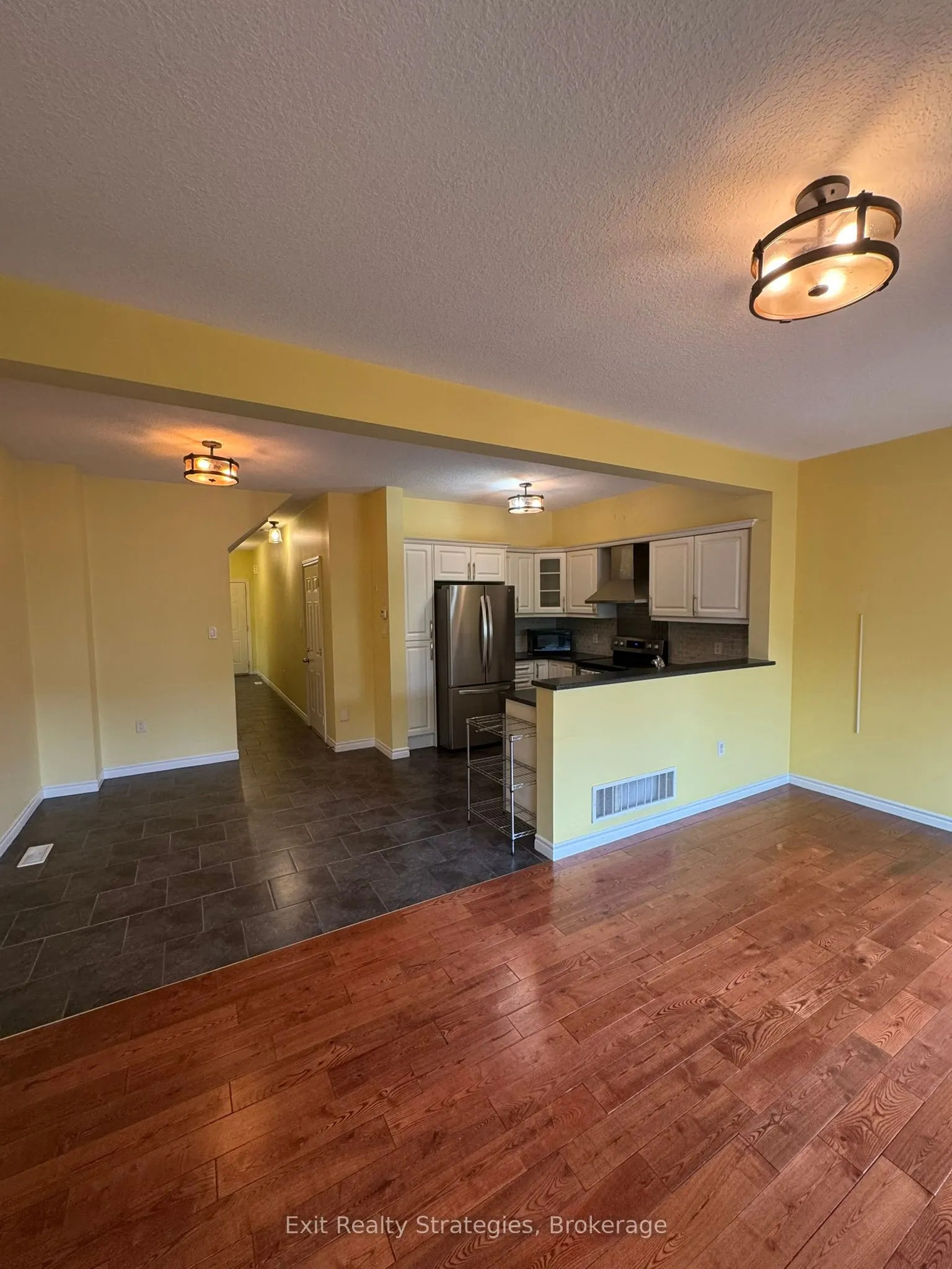 9 Hampton Brook Way, #8