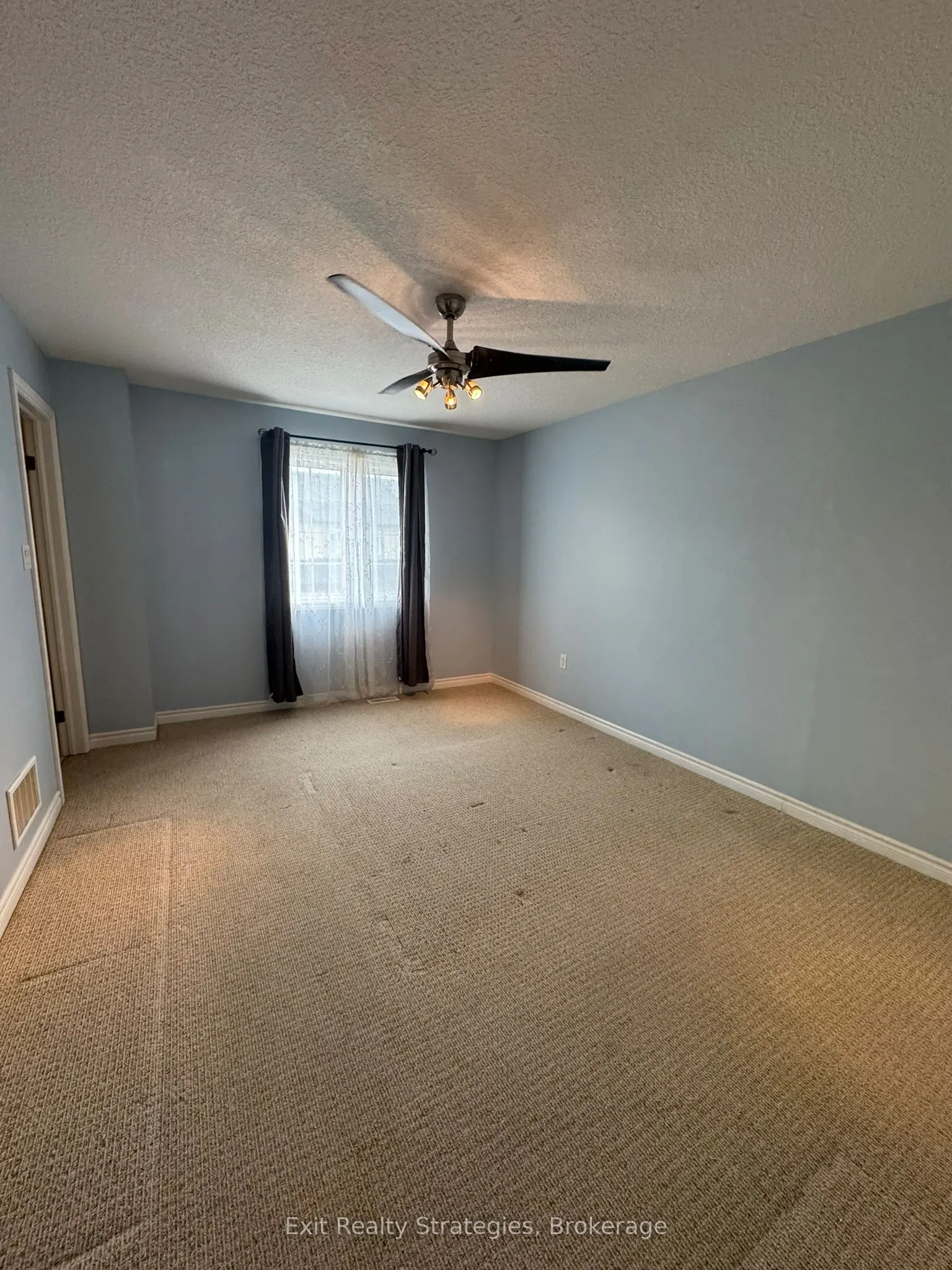 9 Hampton Brook Way, #8