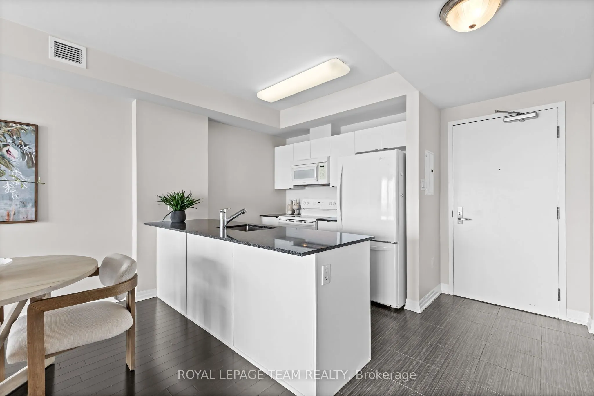 90 Landry Street, #1408