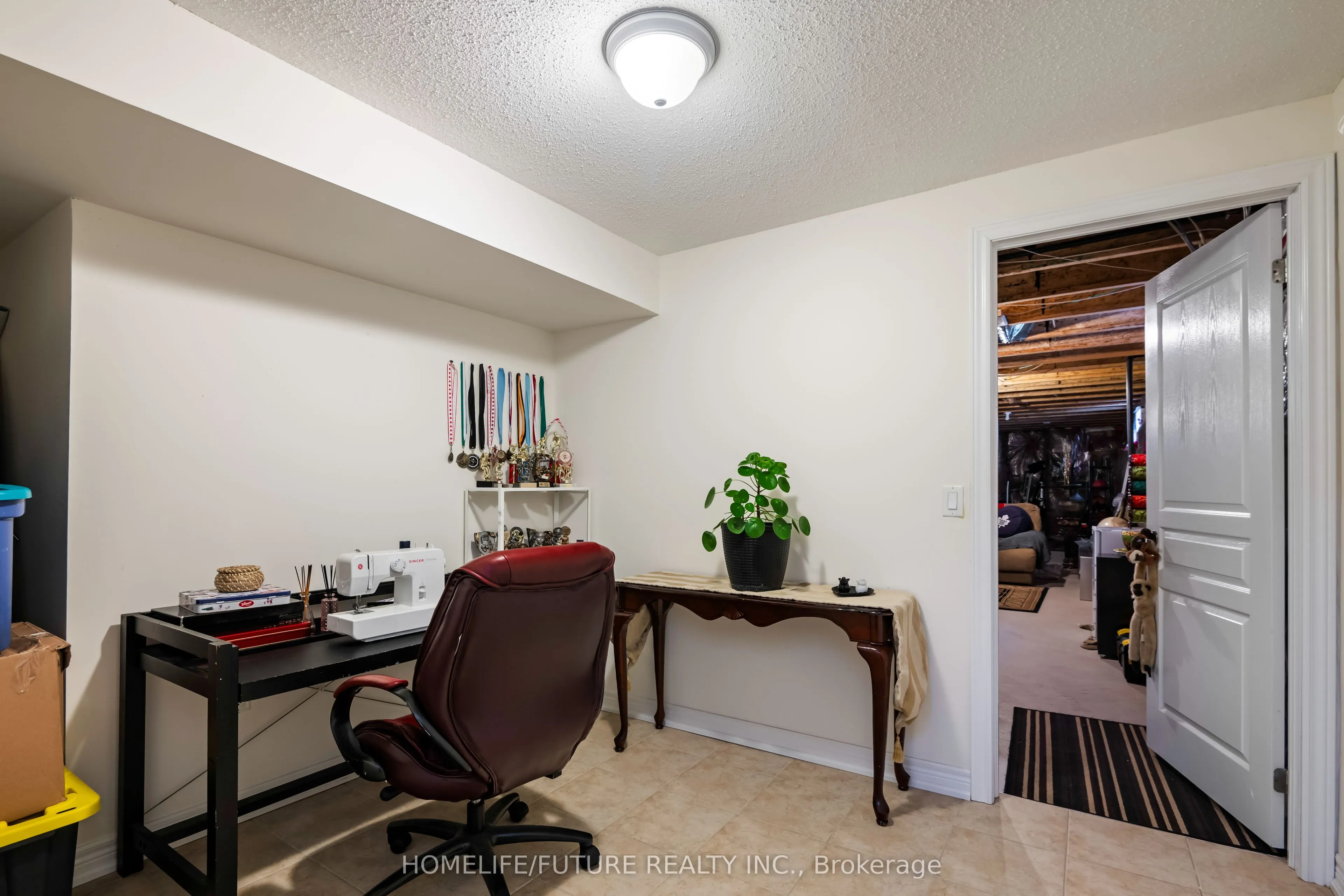 544 Brett Street