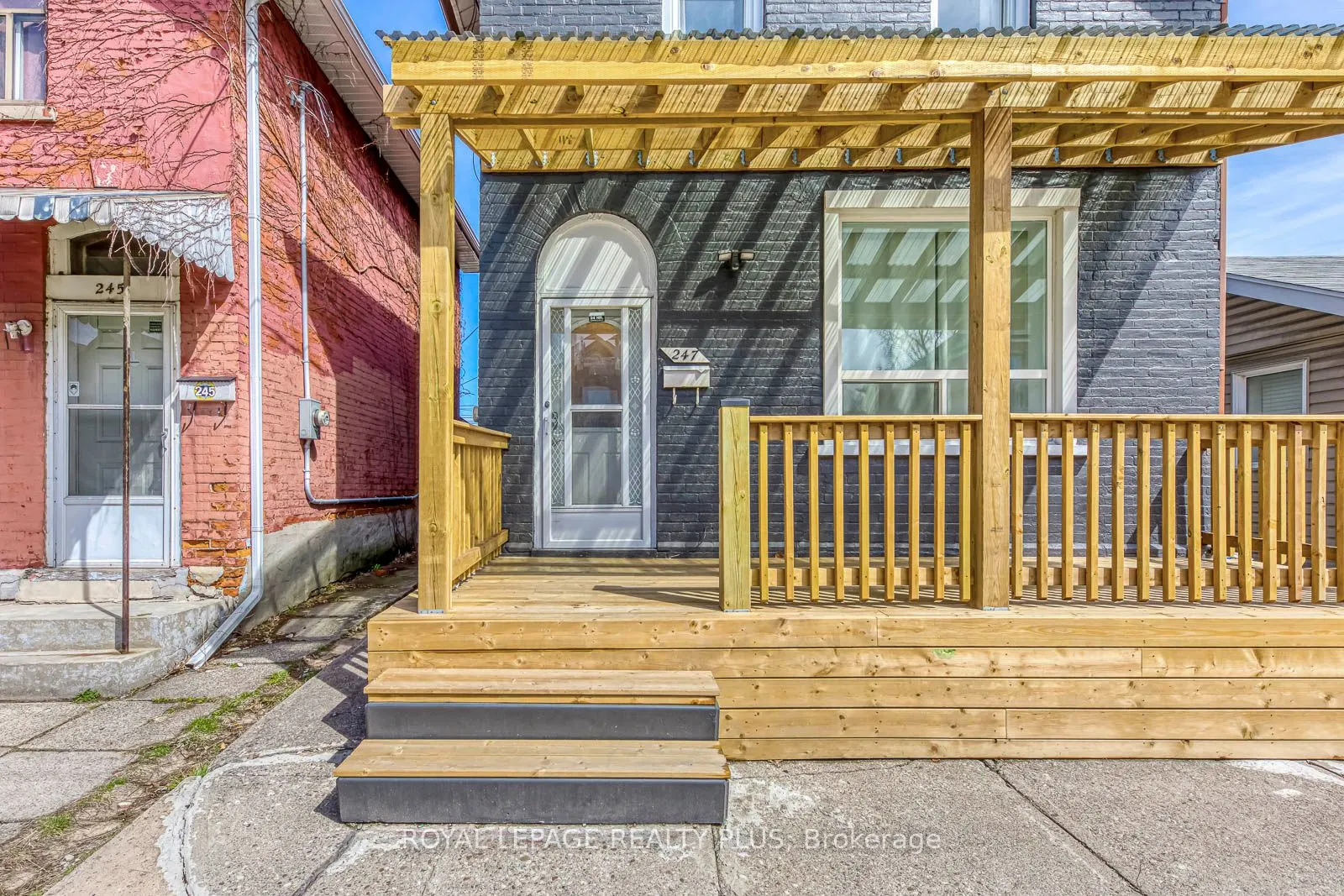 247 Robert Street