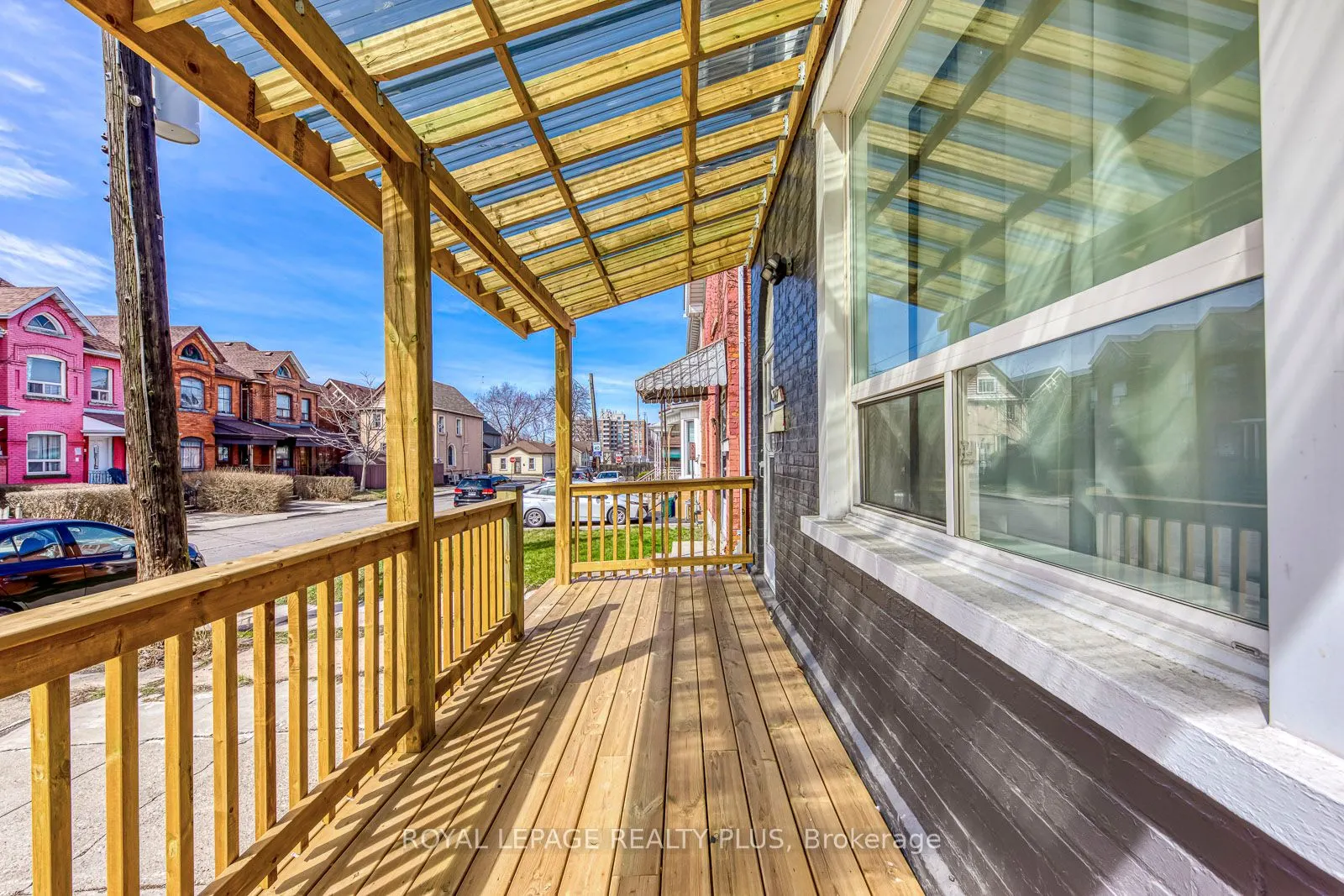 247 Robert Street