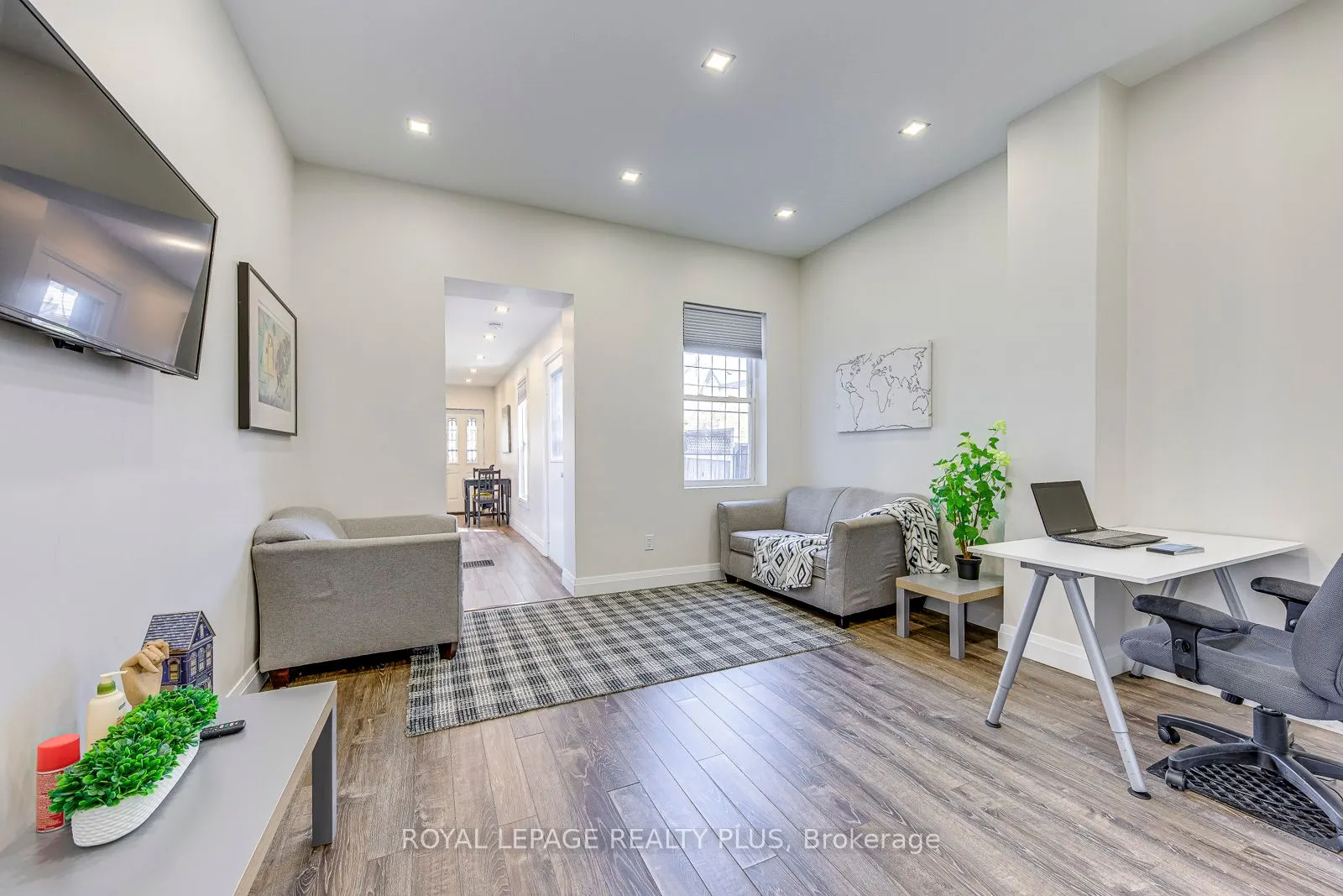 247 Robert Street