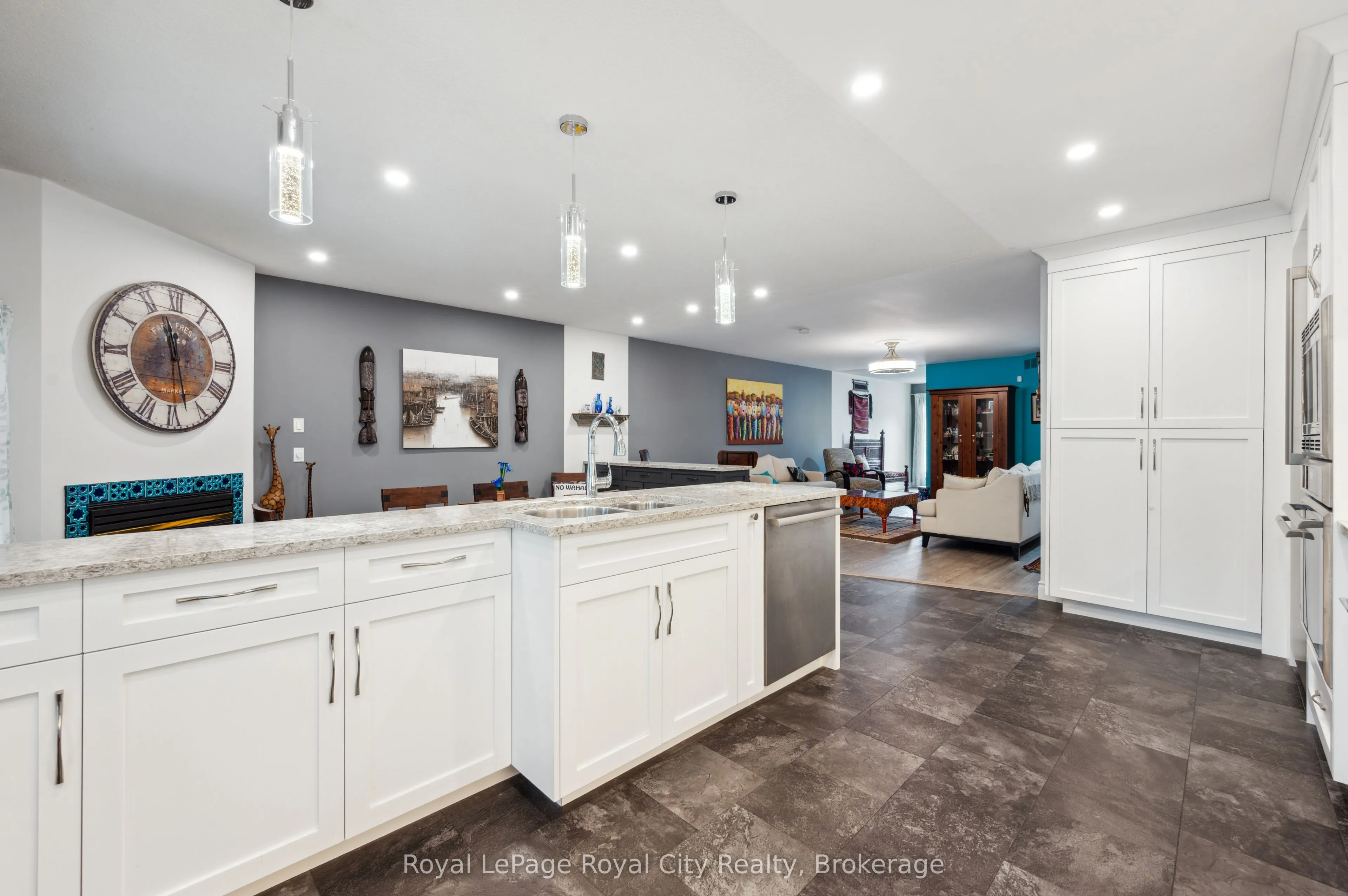 21 Marilyn Drive, #10
