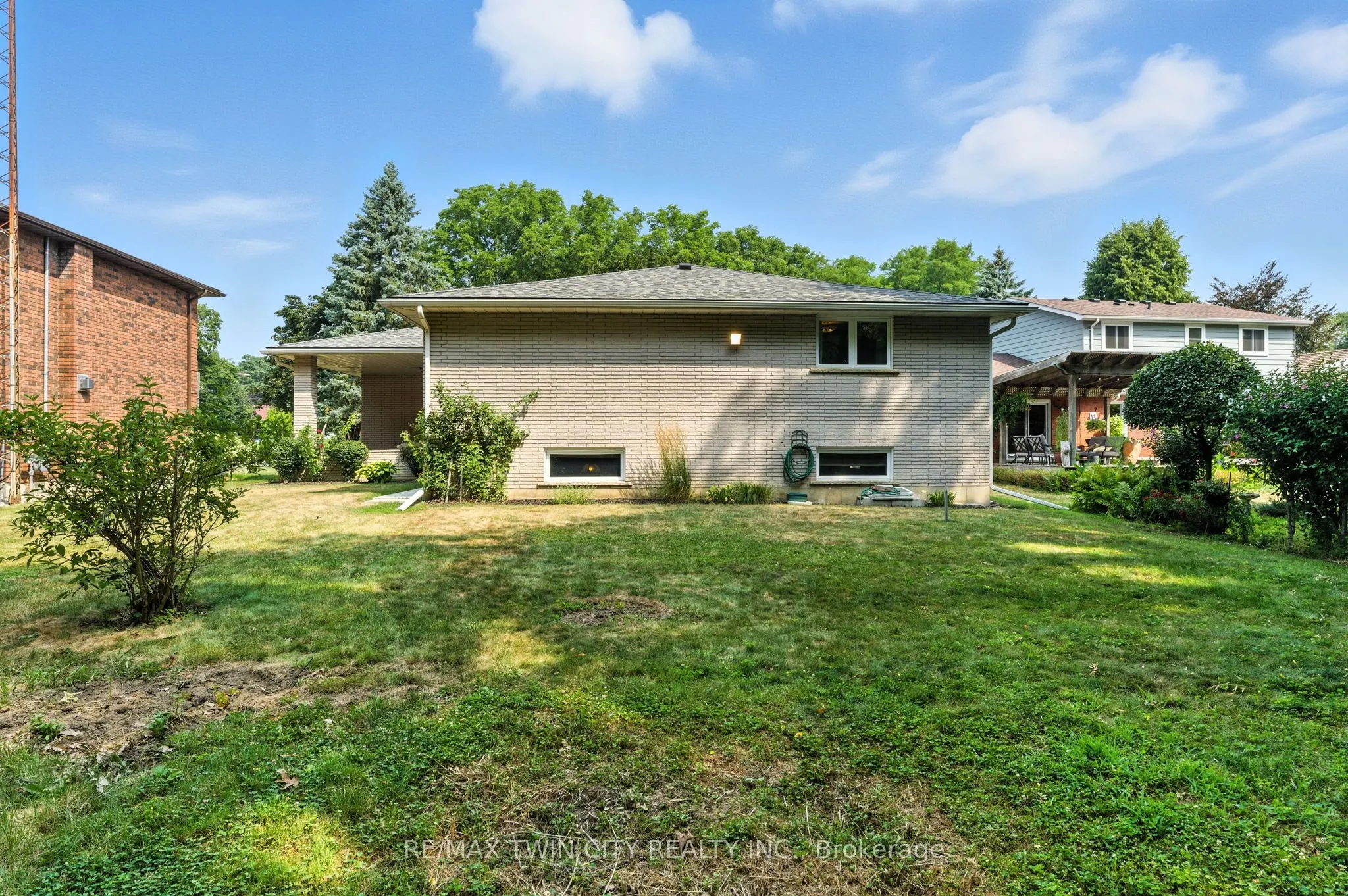 77 Glenwood Drive
