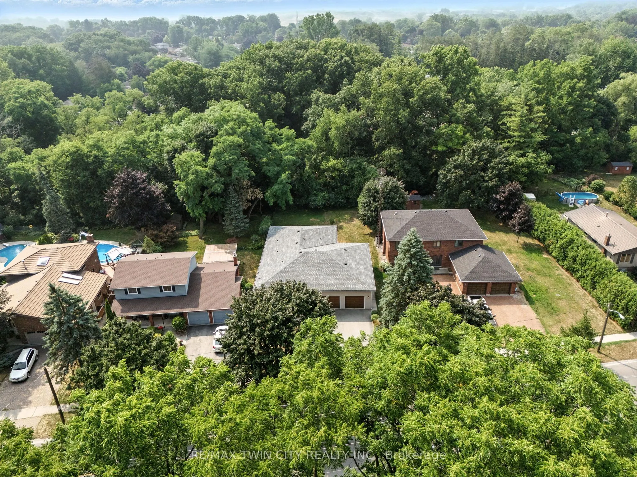 77 Glenwood Drive