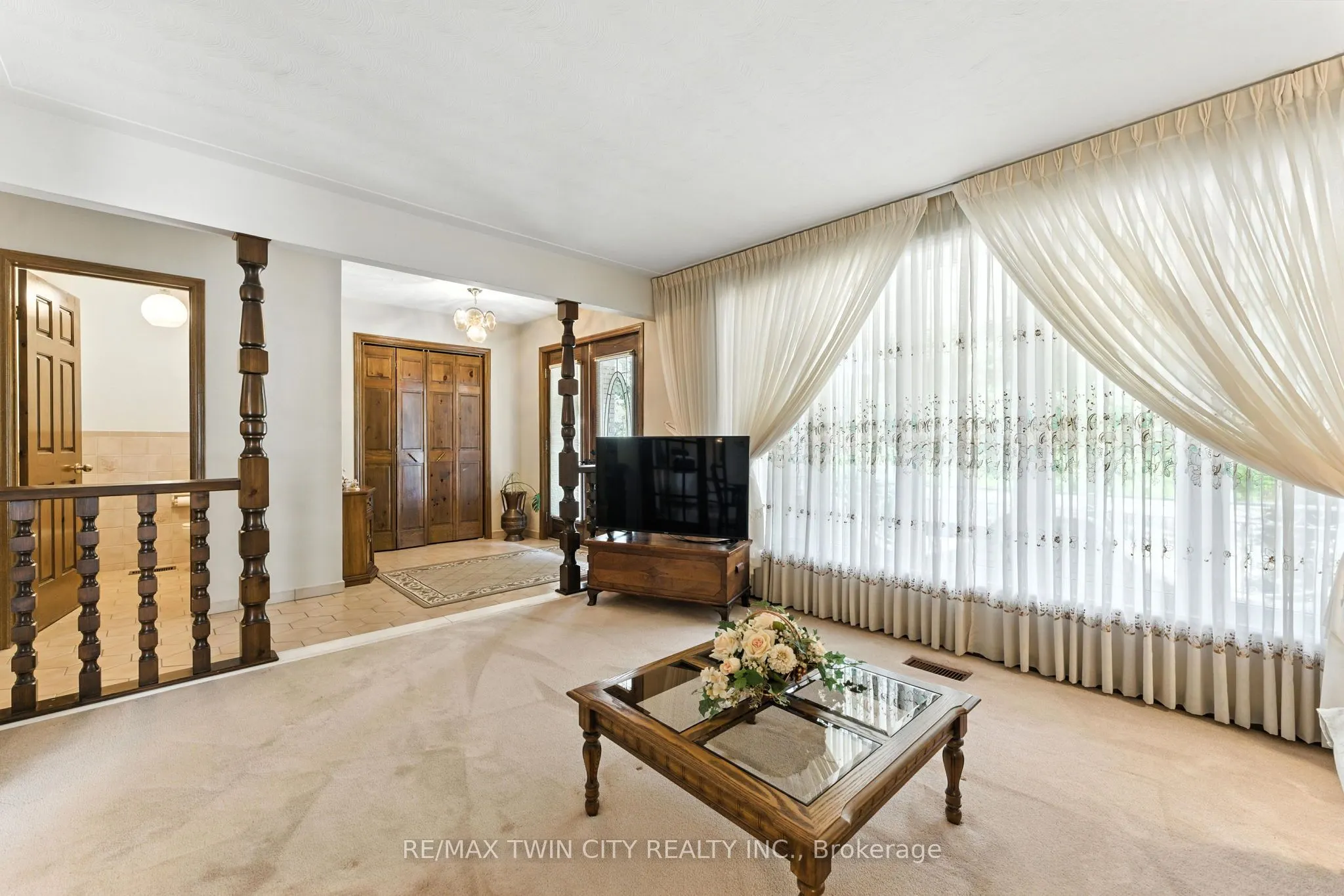 77 Glenwood Drive