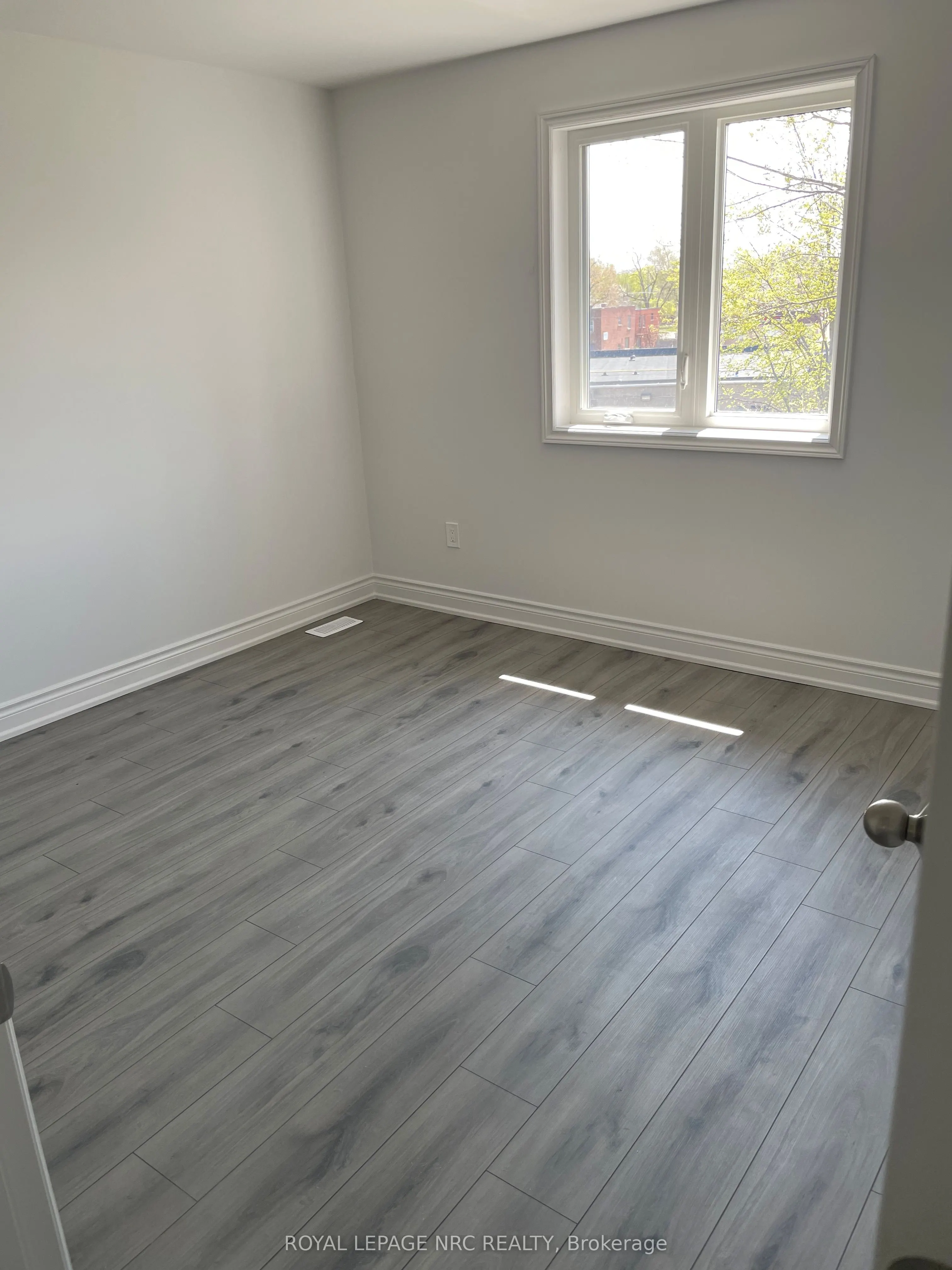 17 East Street, #2