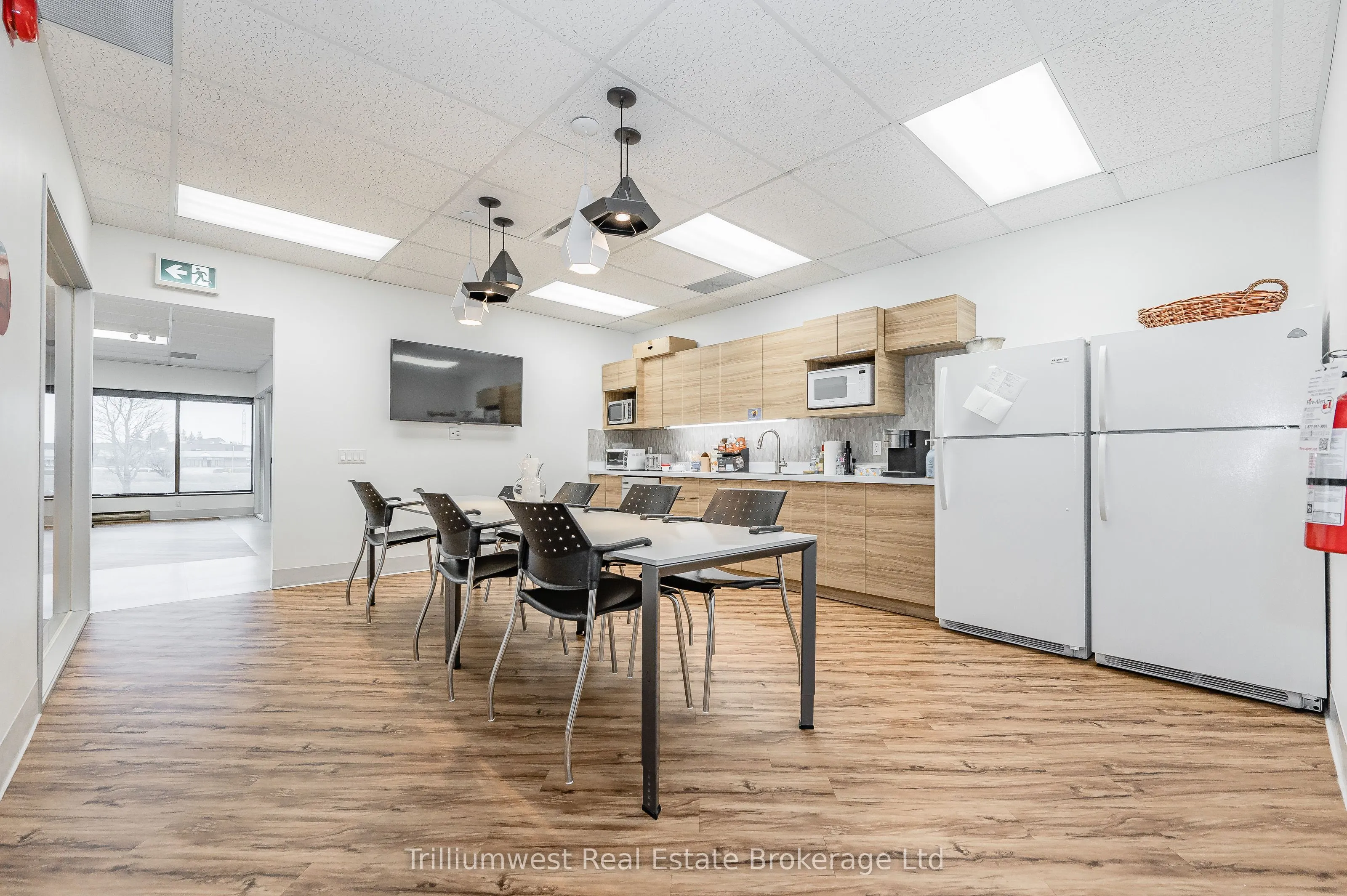 450 Speedvale Ave W Avenue, #103