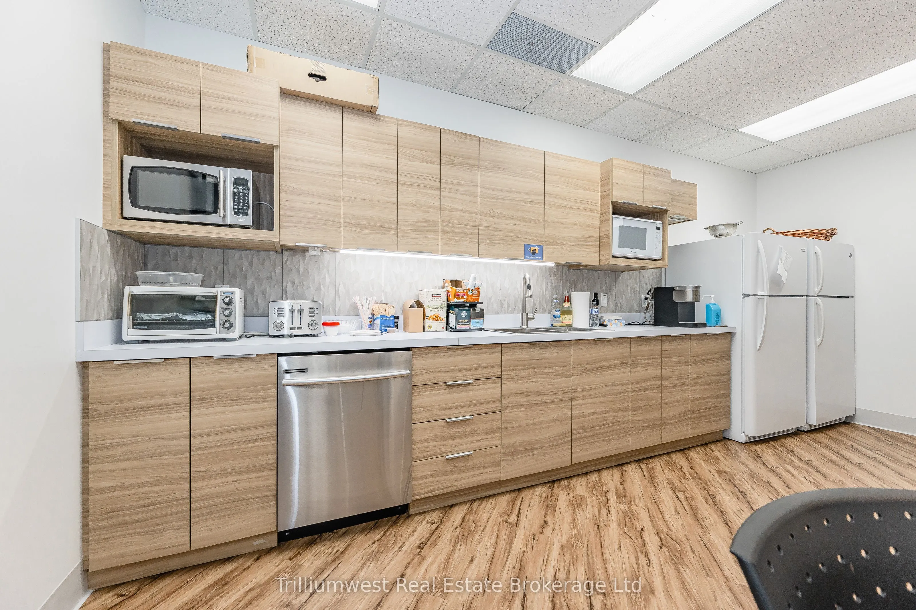 450 Speedvale Ave W Avenue, #103