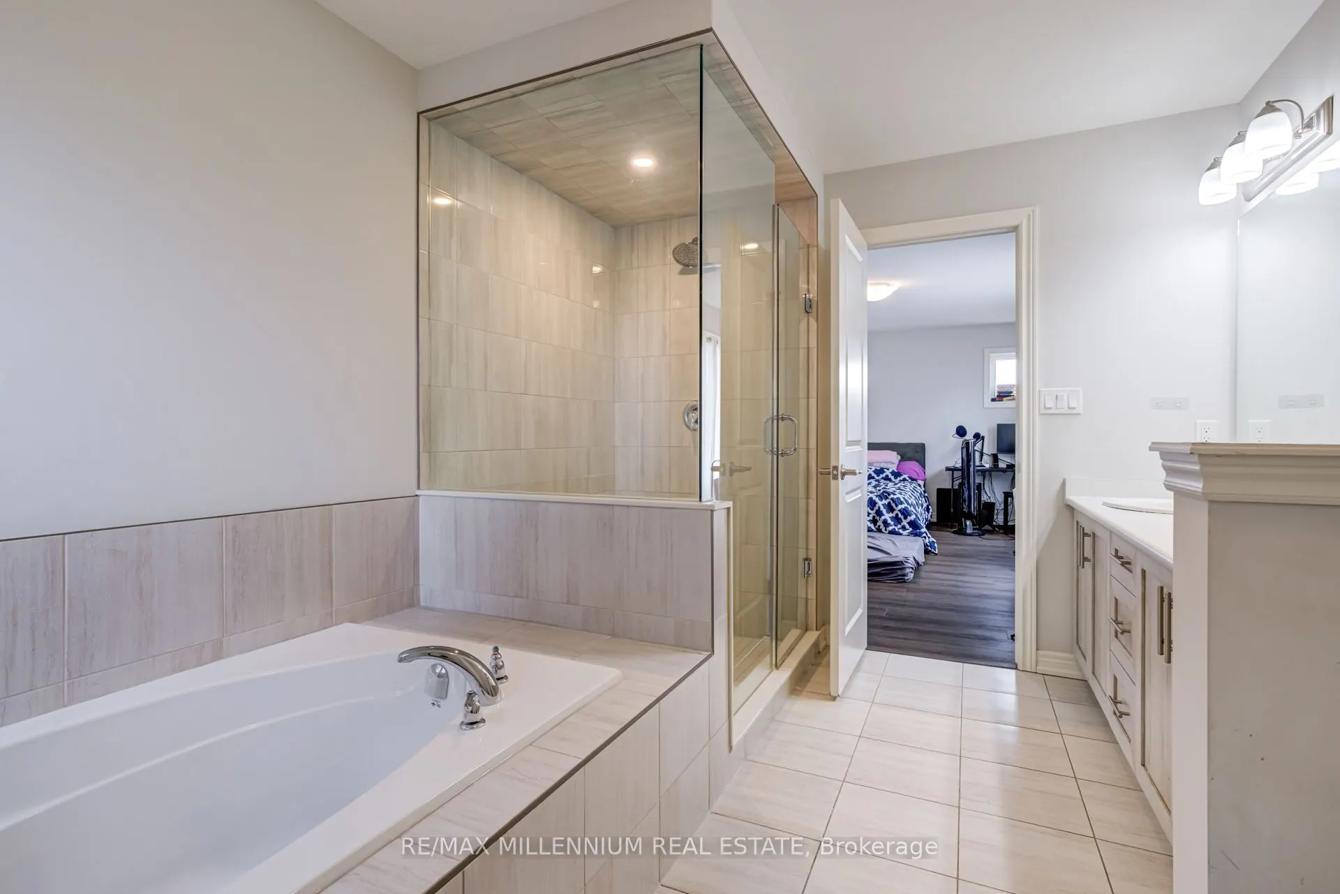 3597 Carolinia Court