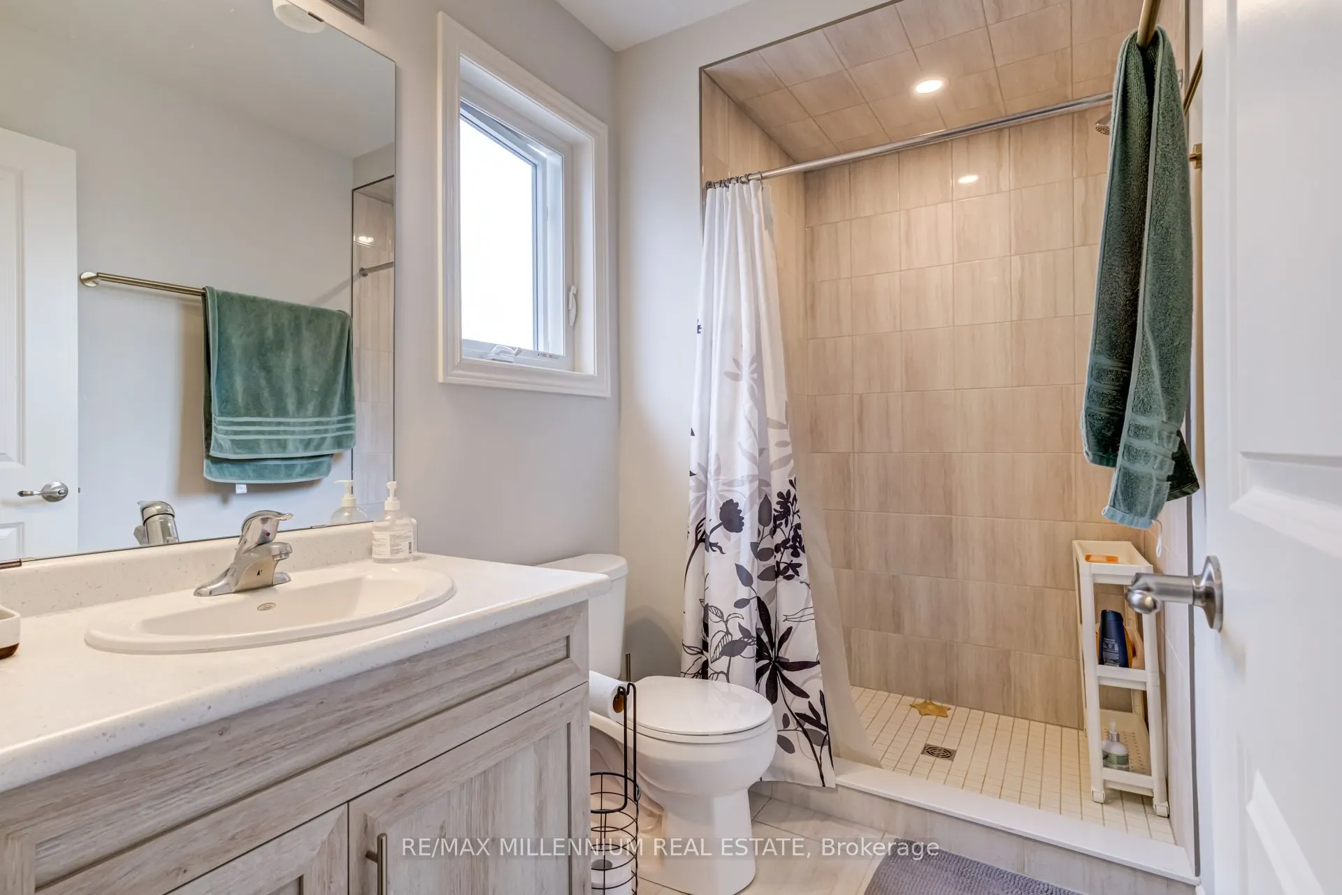 3597 Carolinia Court