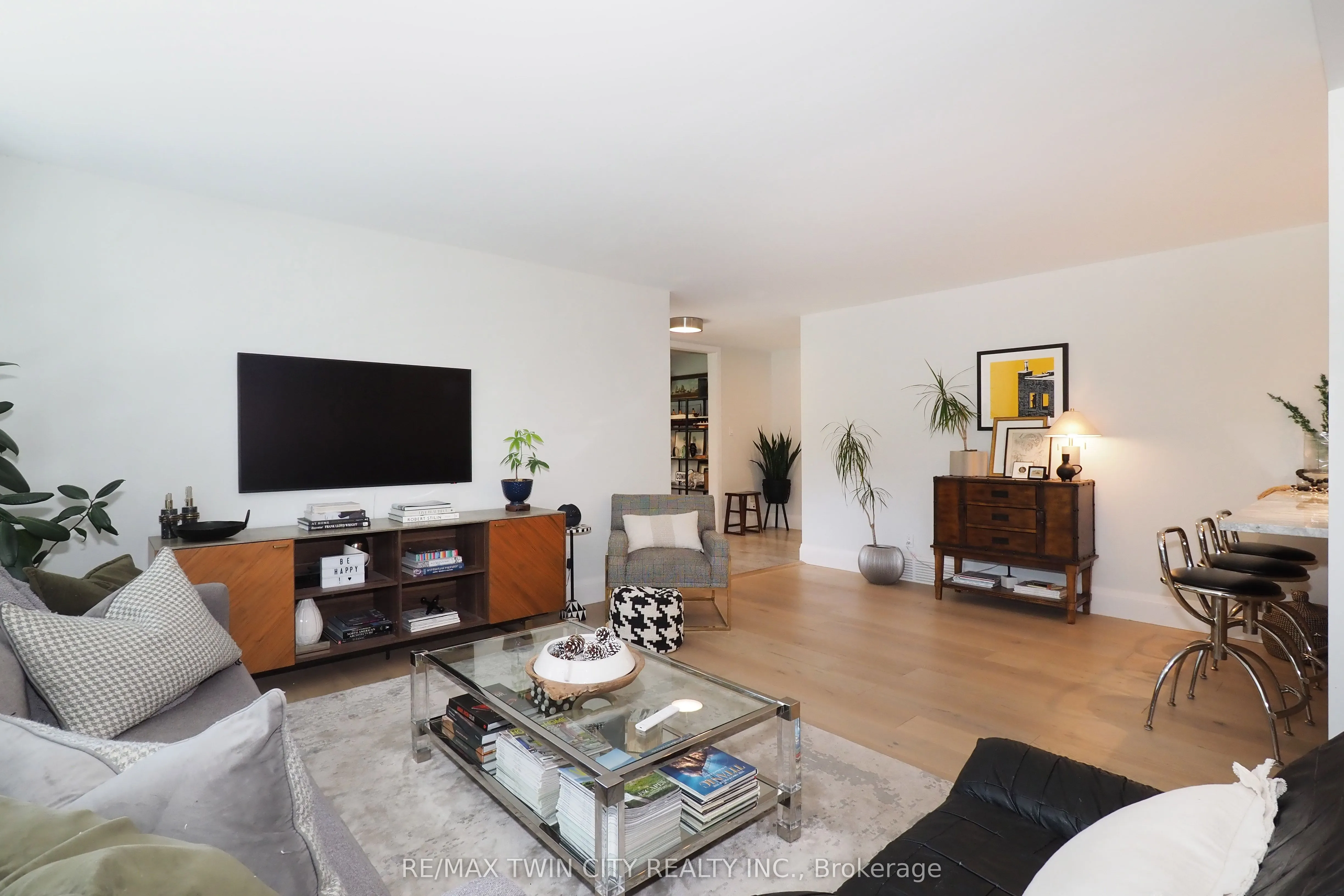218 Greenbrook Drive