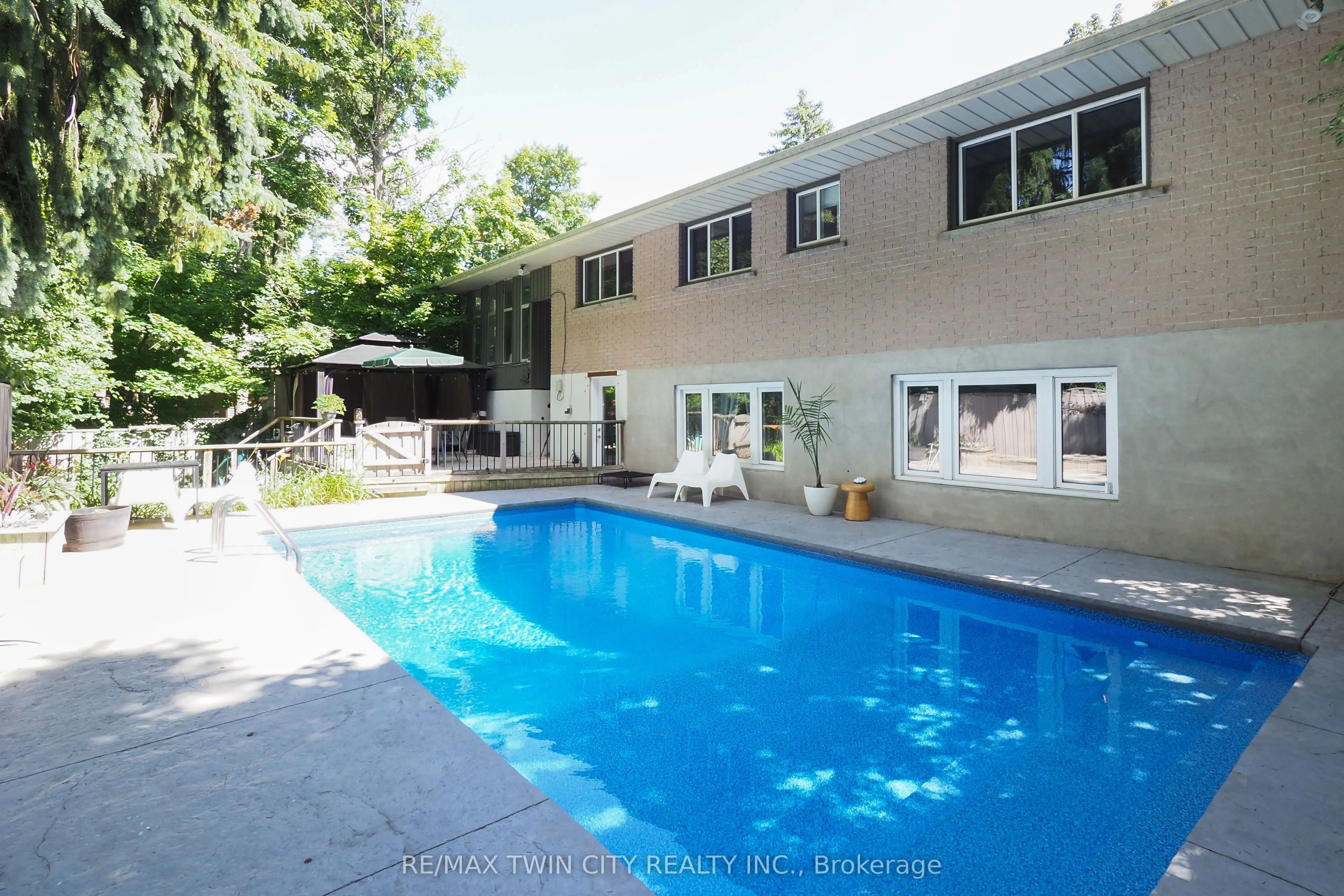 218 Greenbrook Drive
