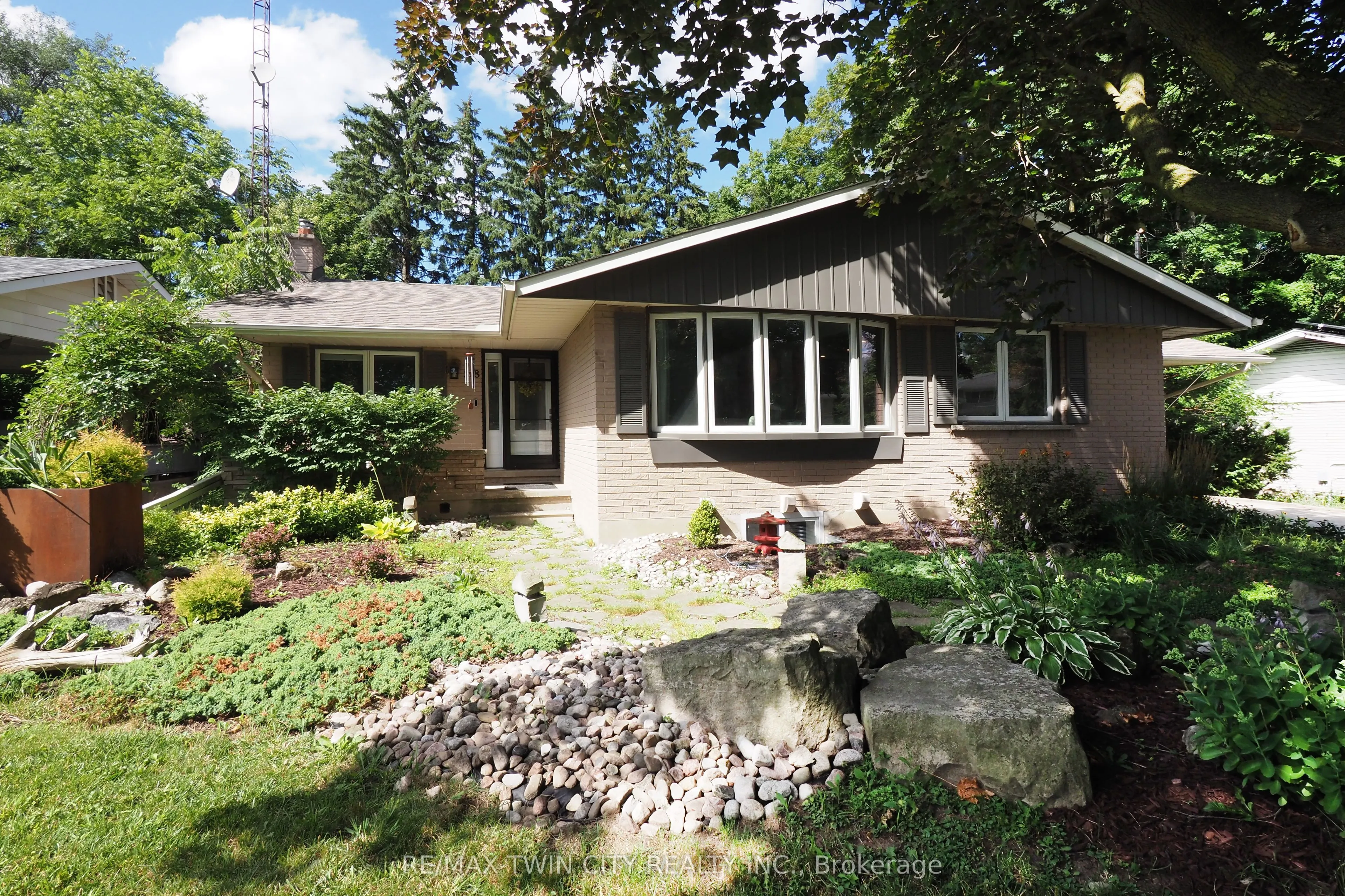 218 Greenbrook Drive