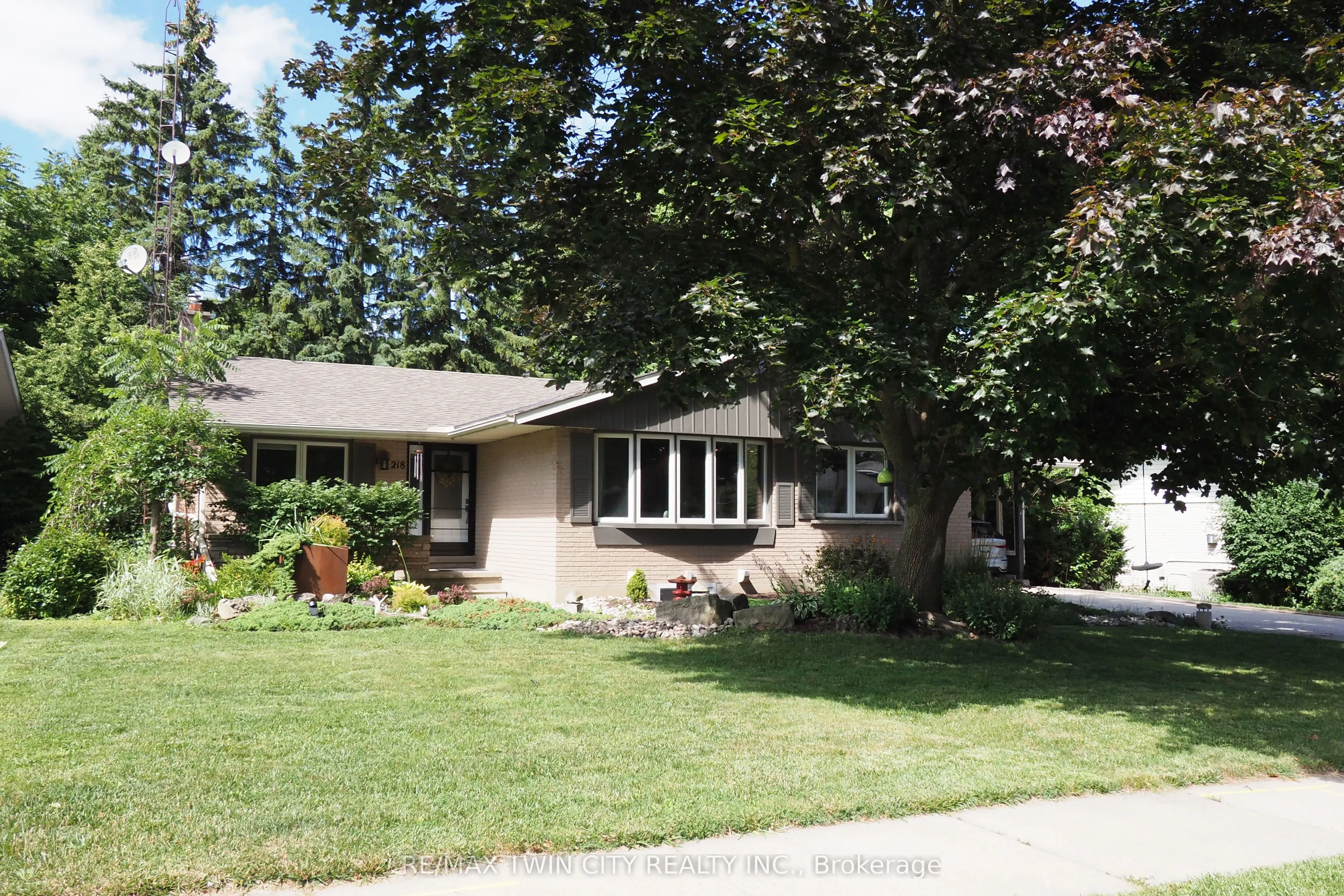 218 Greenbrook Drive