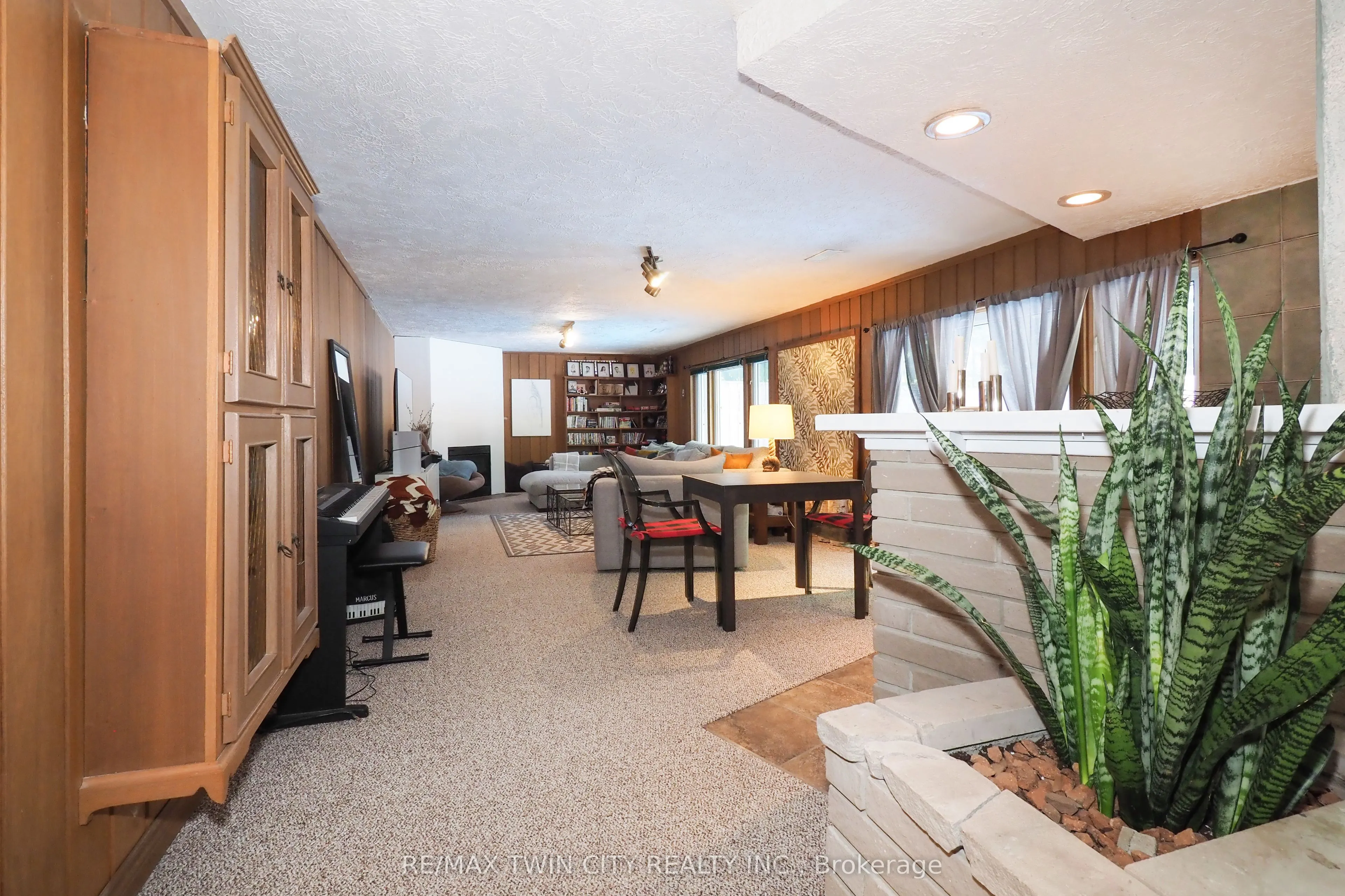 218 Greenbrook Drive