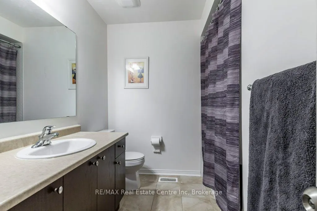 1035 Victoria Road S, #59