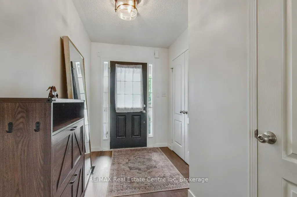 1035 Victoria Road S, #59