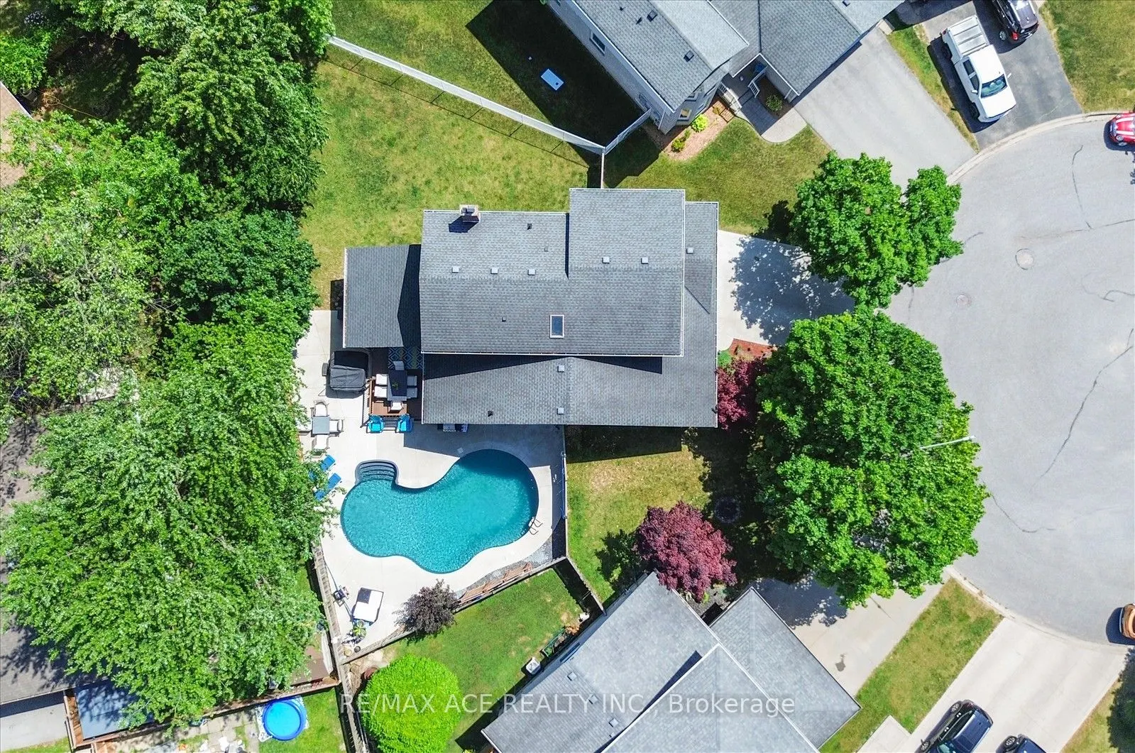 9 Parkview Court