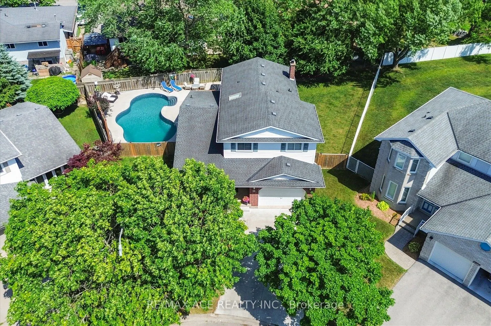 9 Parkview Court