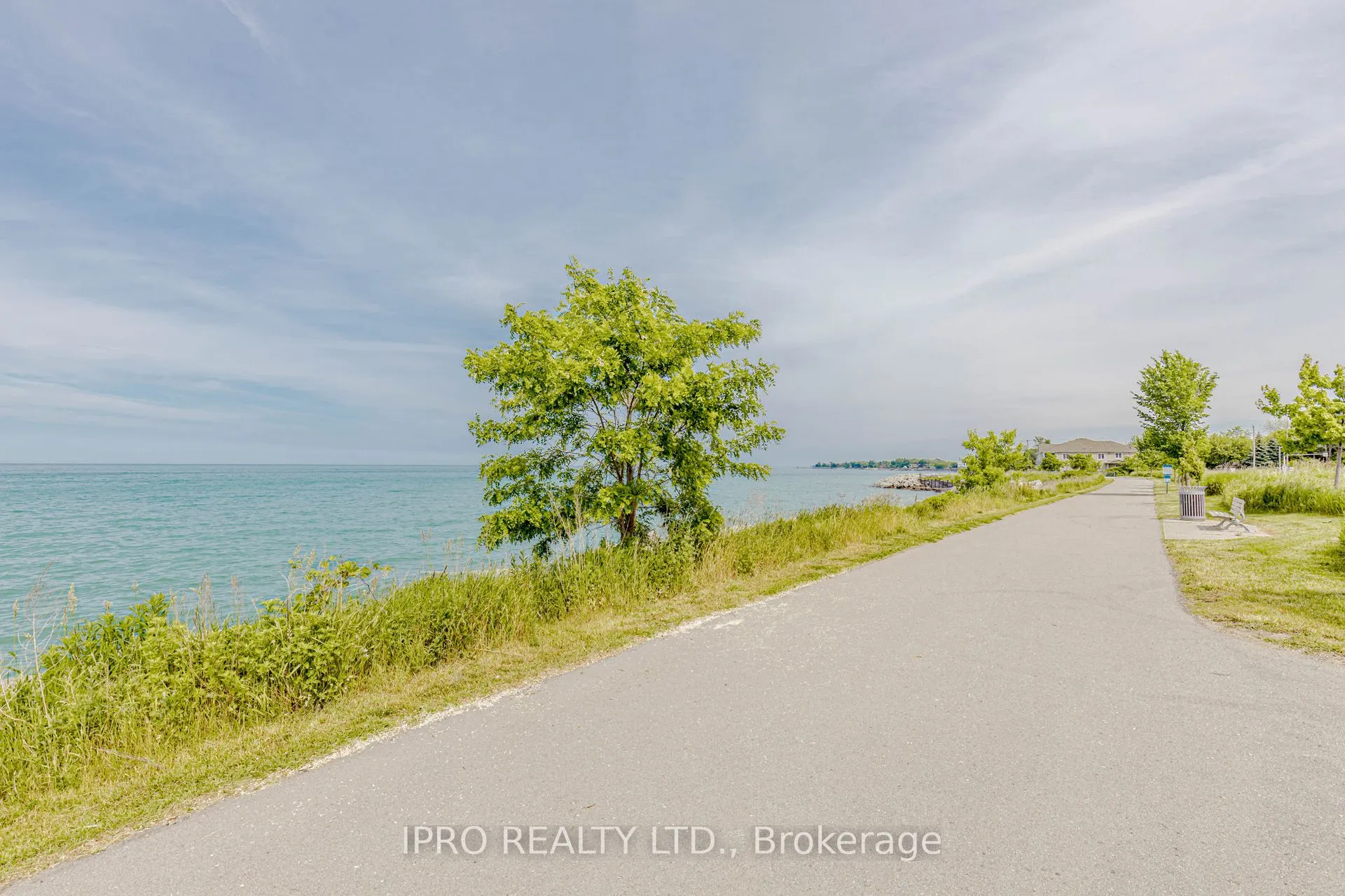 101 Shoreview Place, #326