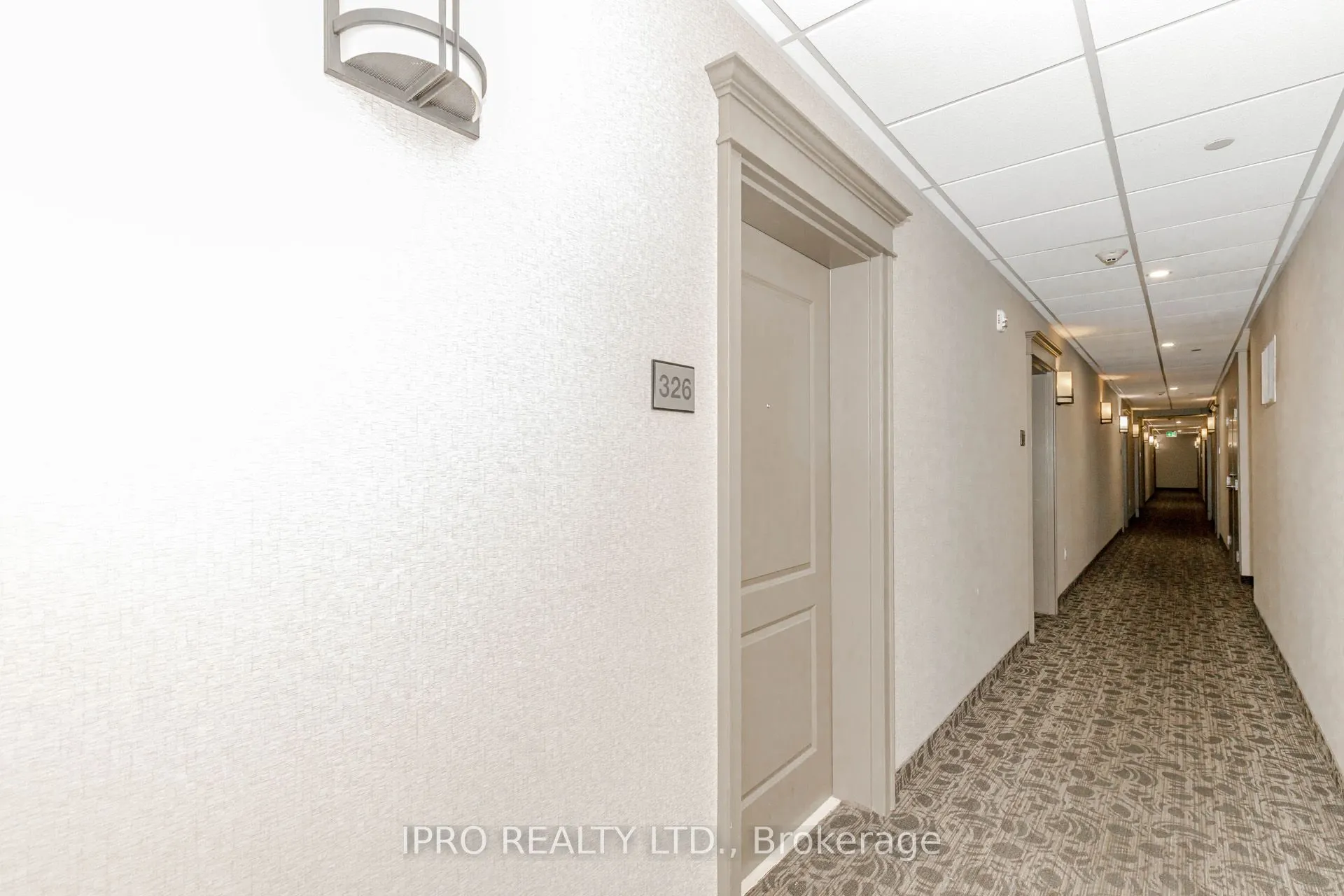 101 Shoreview Place, #326