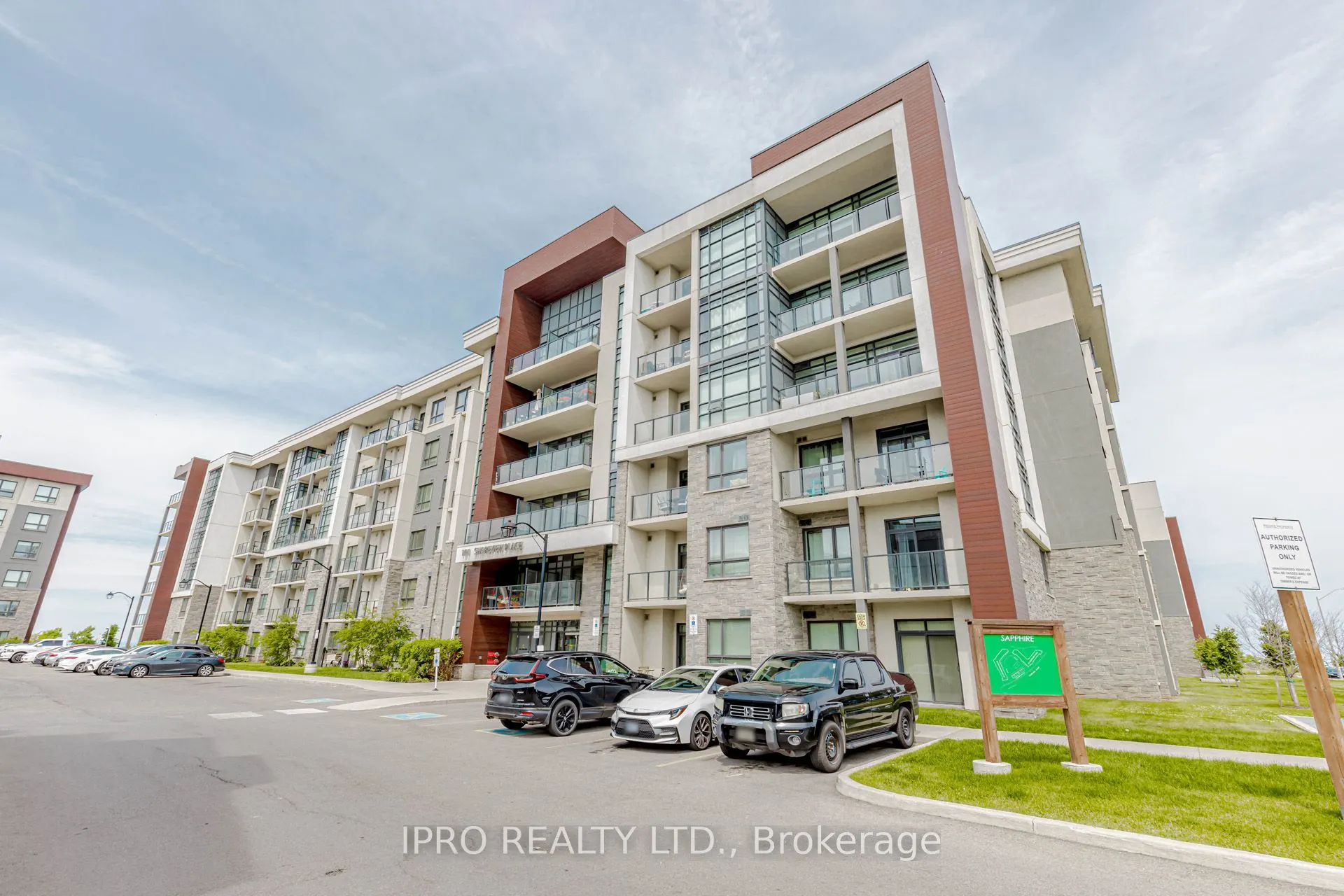 101 Shoreview Place, #326
