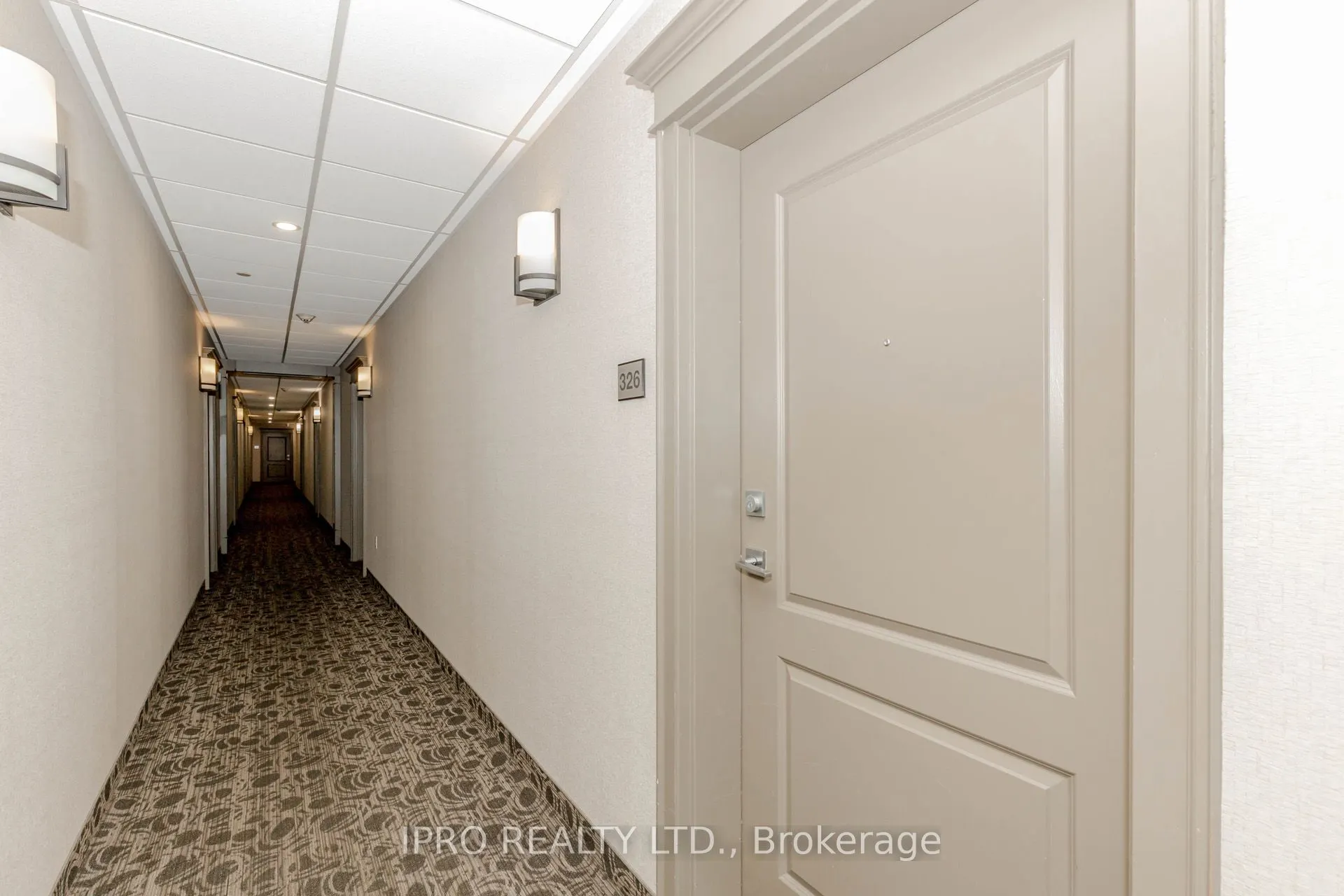 101 Shoreview Place, #326