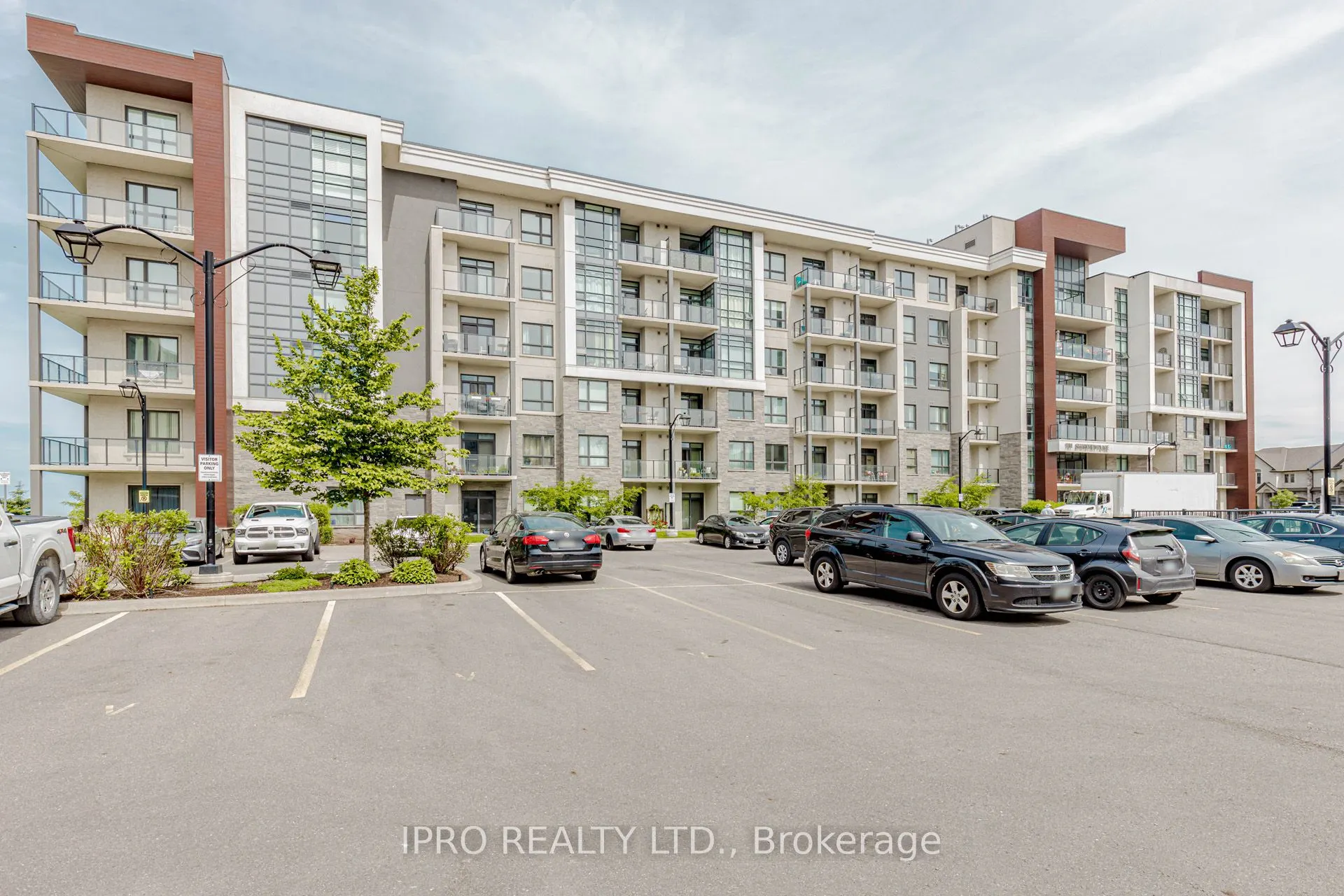 101 Shoreview Place, #326