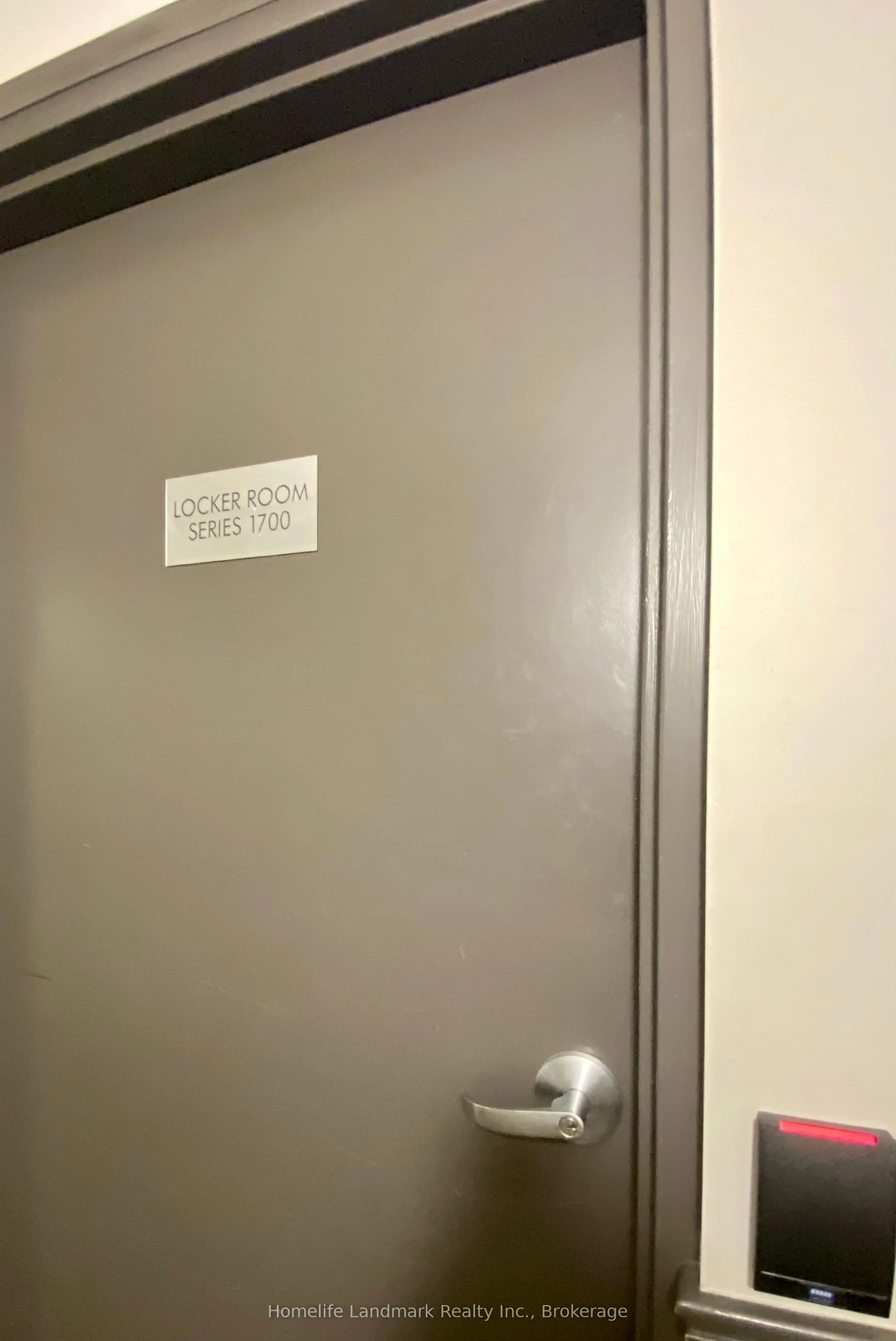 776 Laurelwood Drive, #302