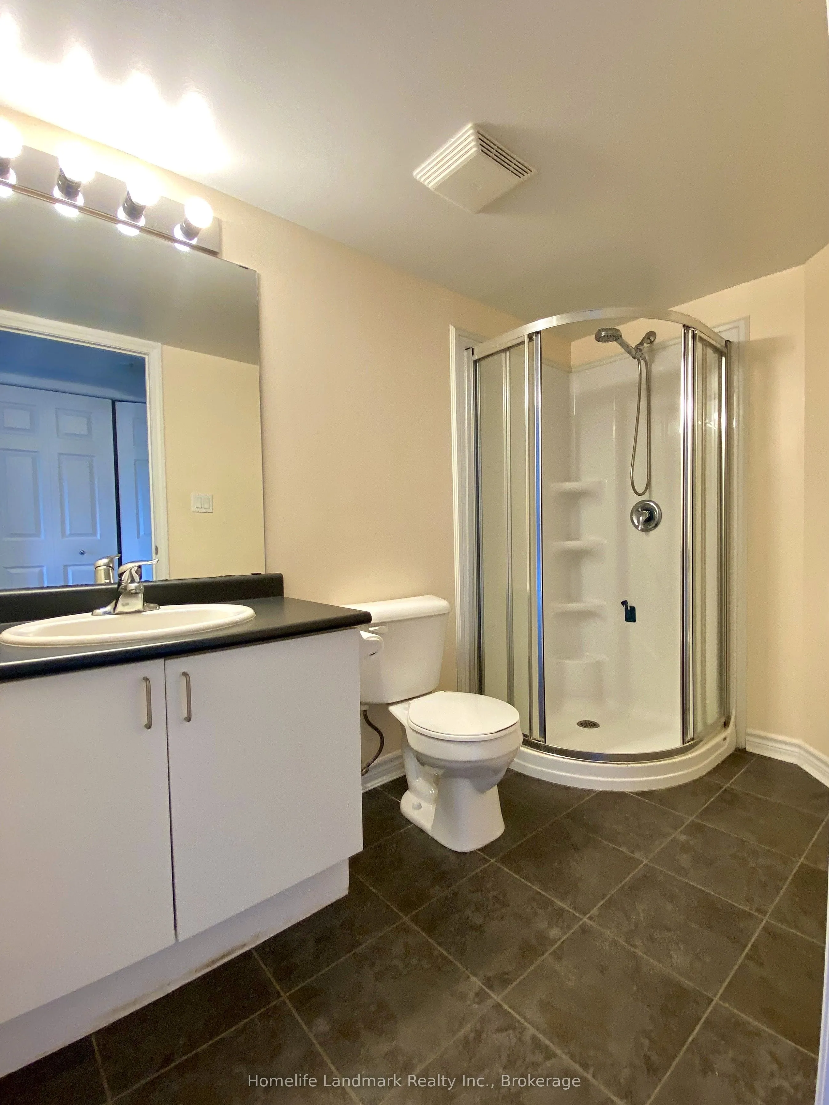 776 Laurelwood Drive, #302