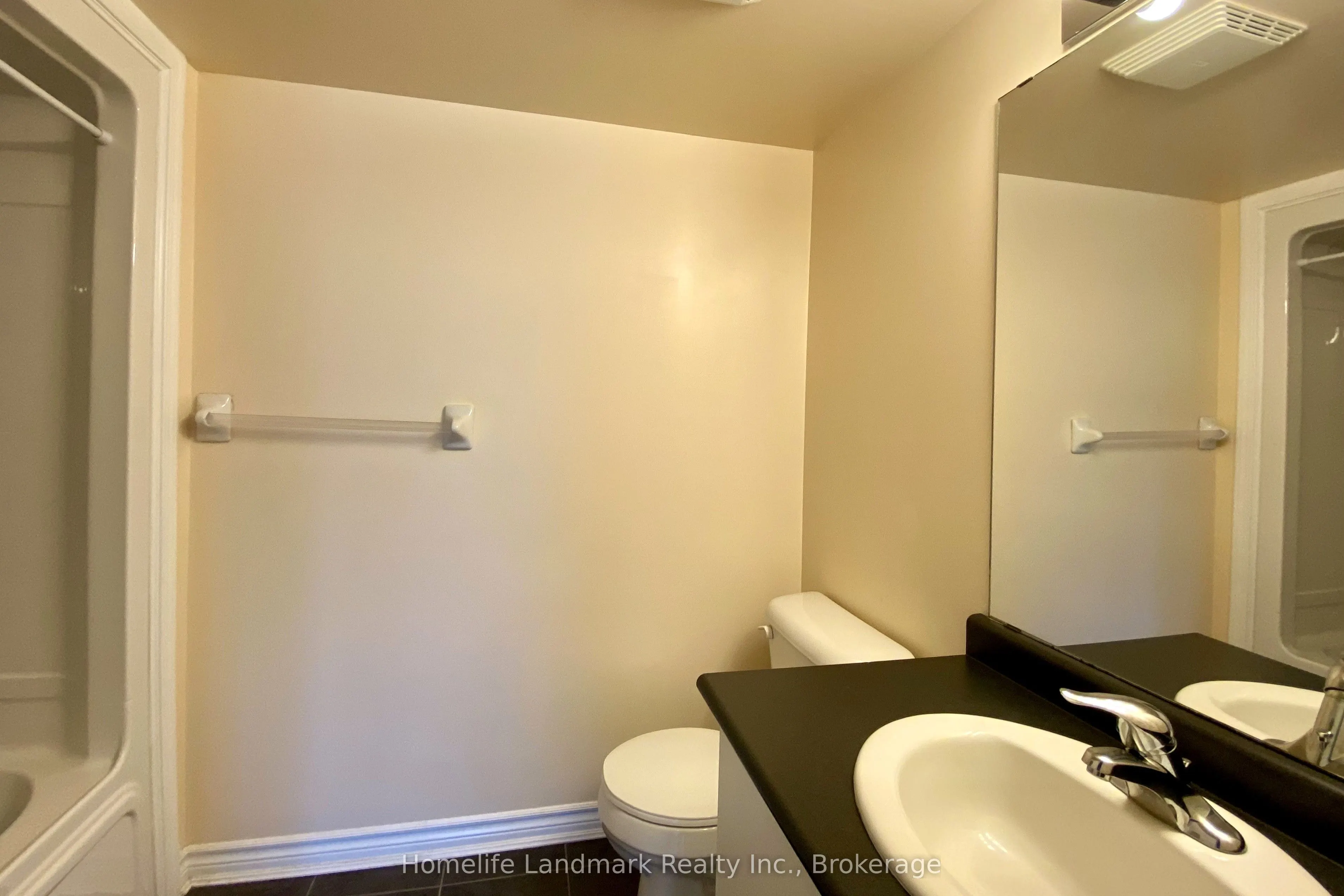 776 Laurelwood Drive, #302