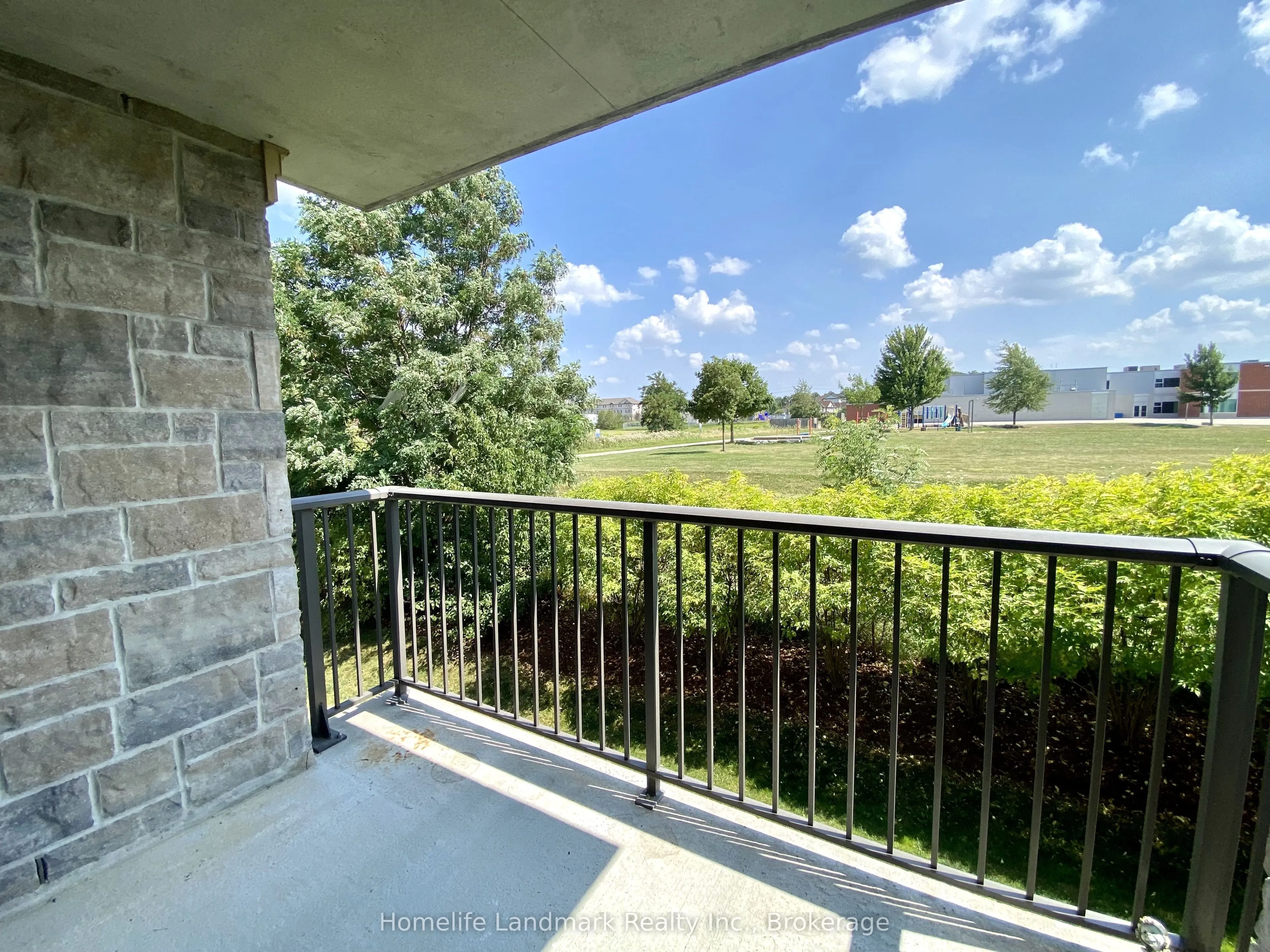 776 Laurelwood Drive, #302