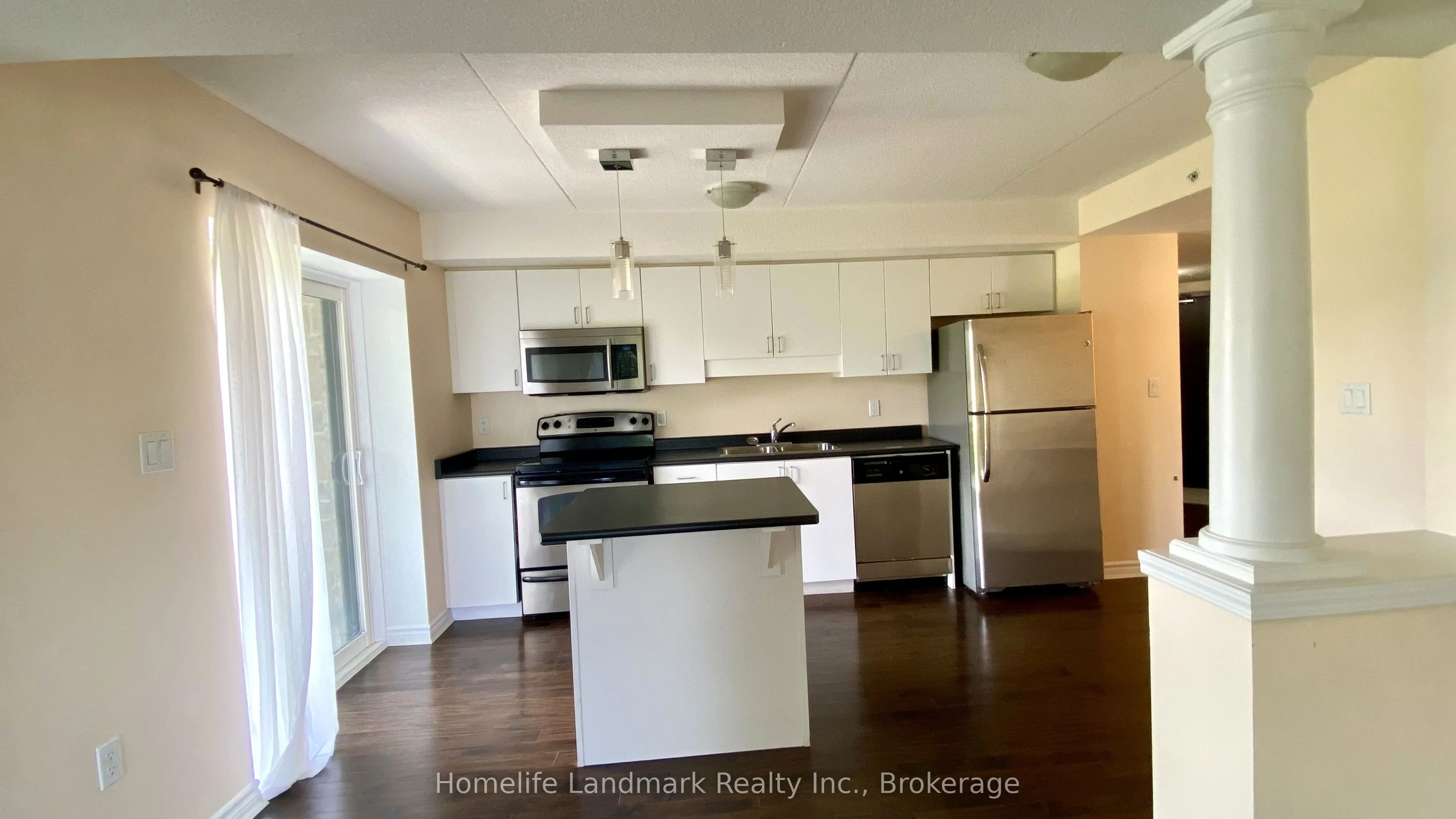776 Laurelwood Drive, #302