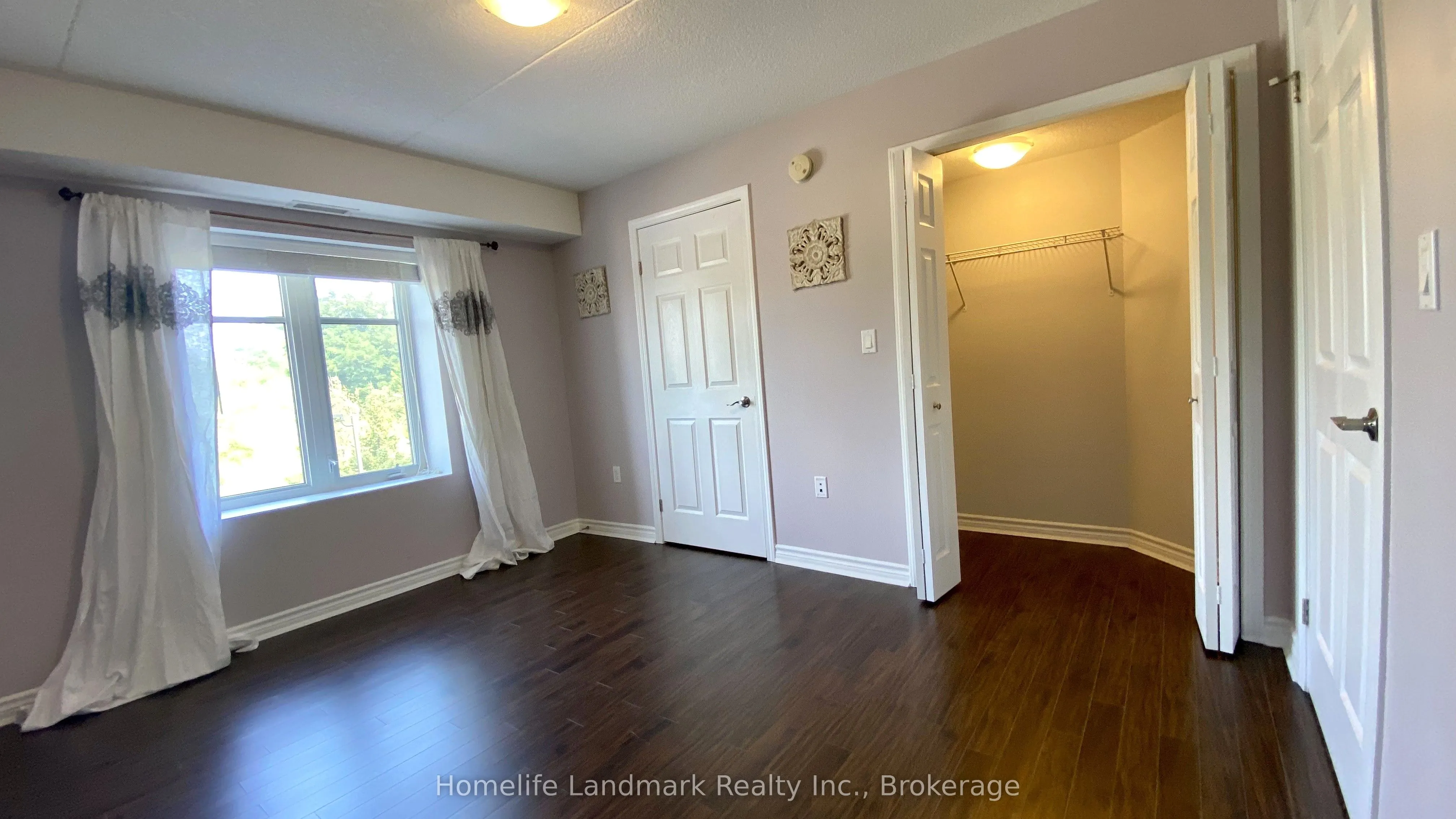 776 Laurelwood Drive, #302