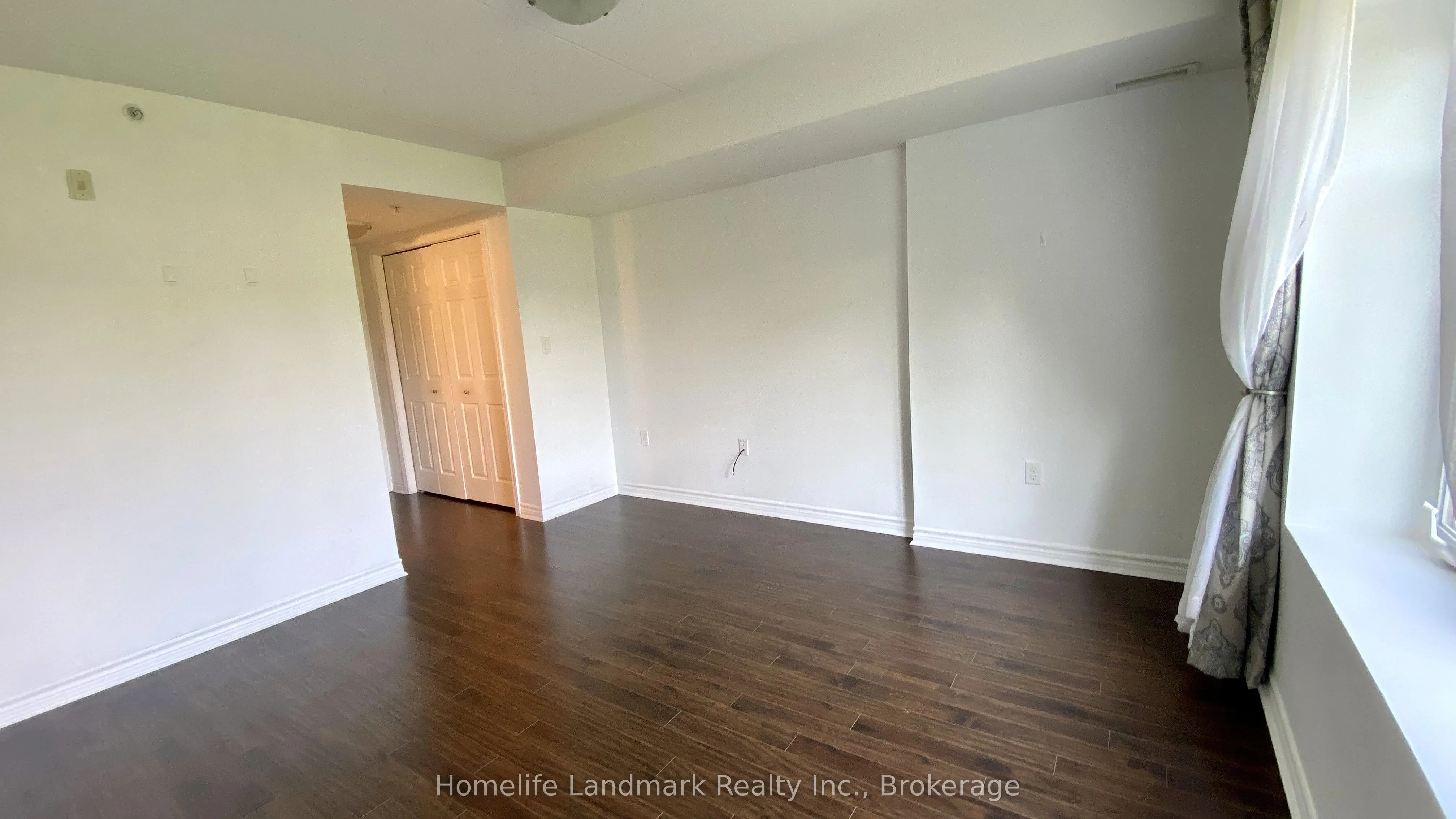 776 Laurelwood Drive, #302