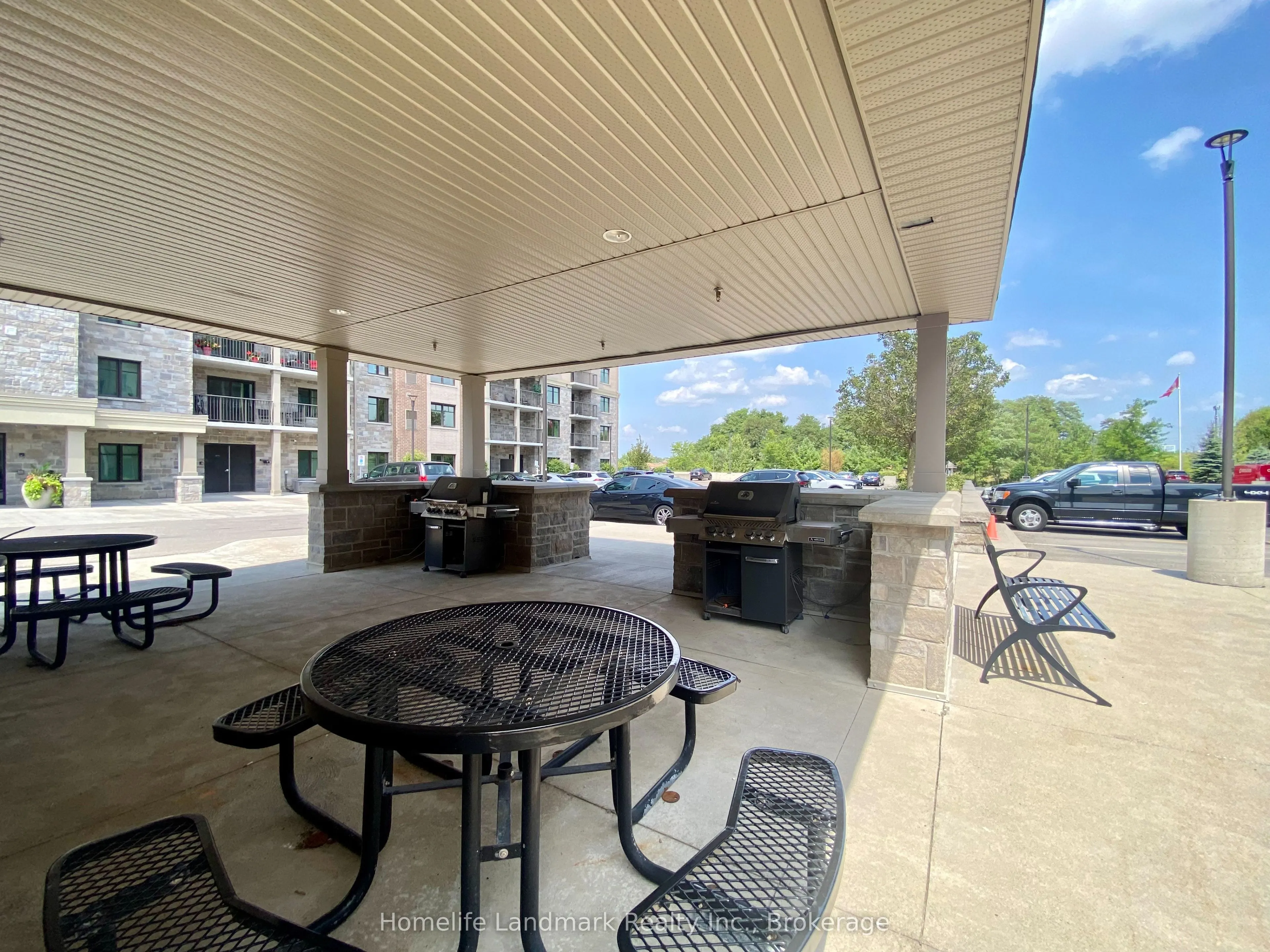 776 Laurelwood Drive, #302