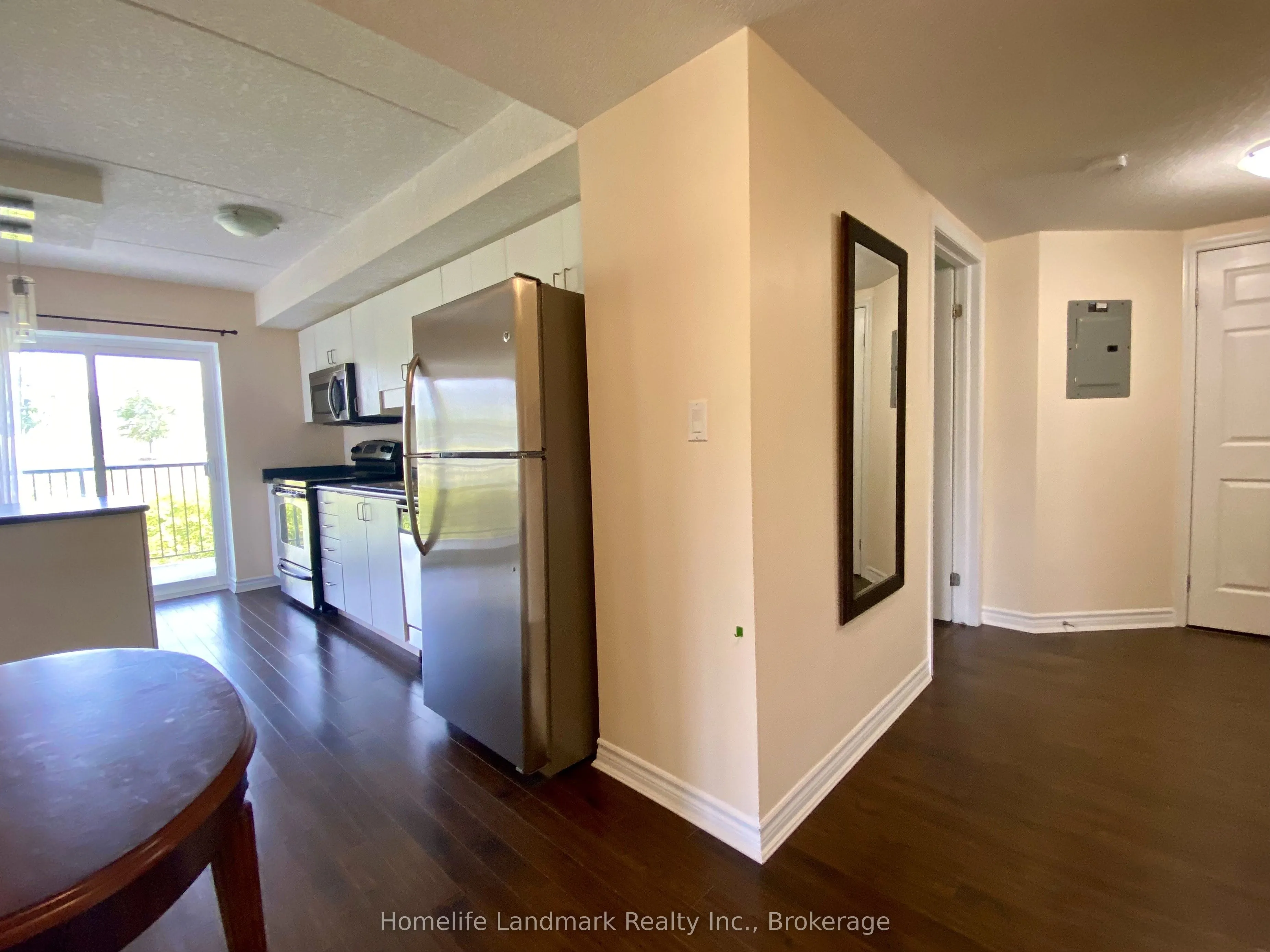 776 Laurelwood Drive, #302