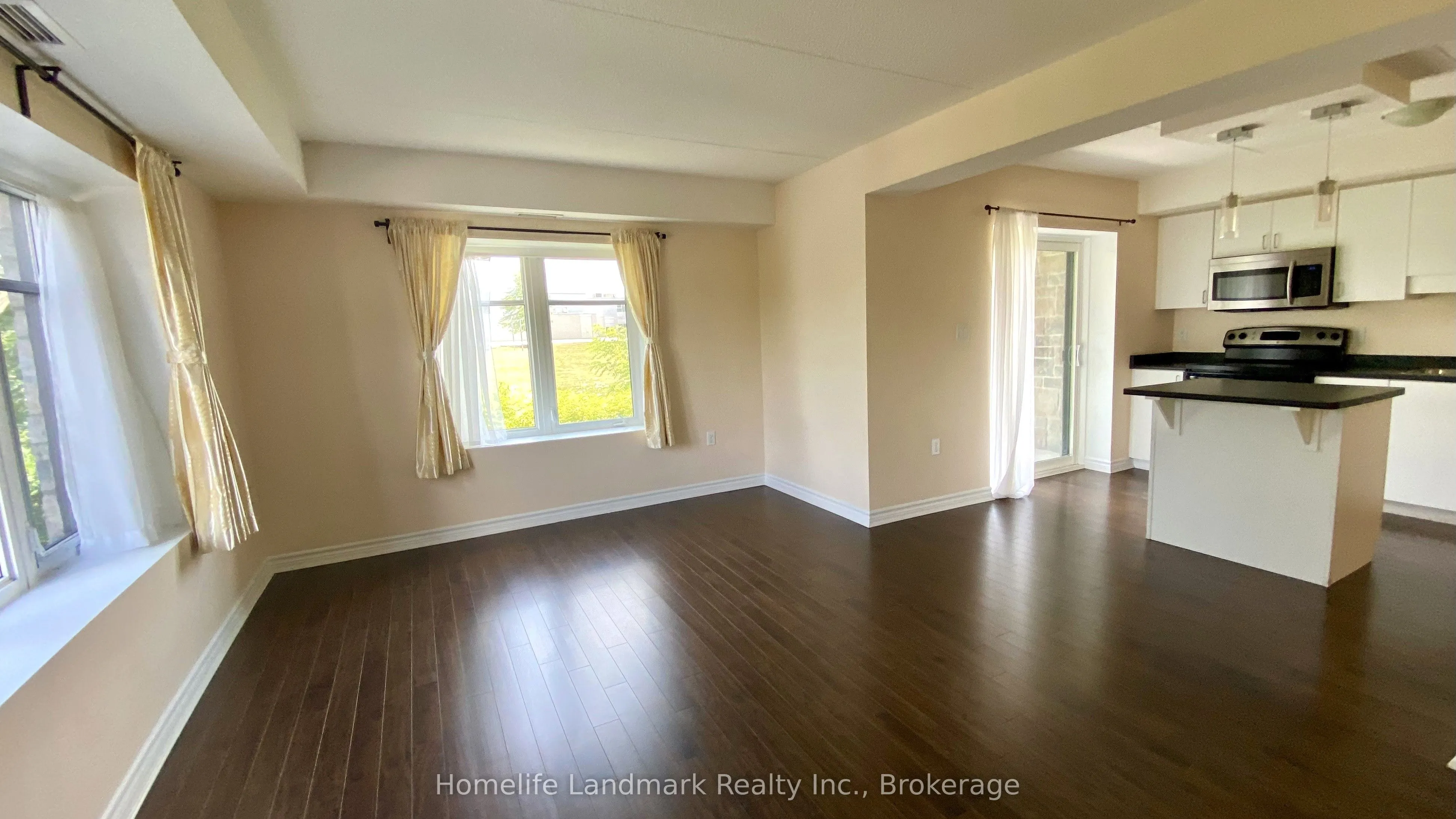 776 Laurelwood Drive, #302