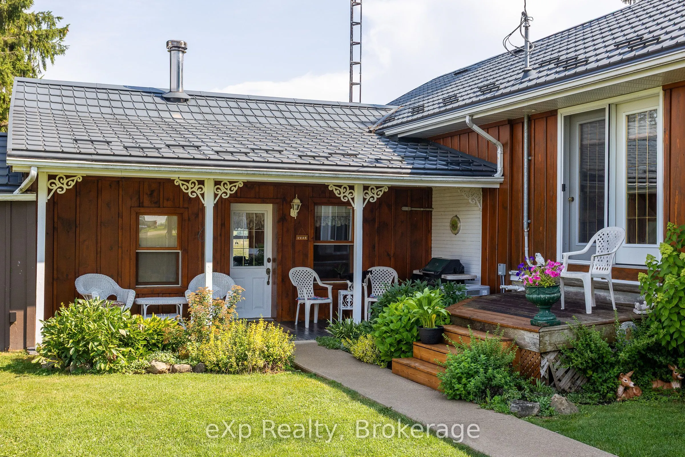 116826 Grey Road 3