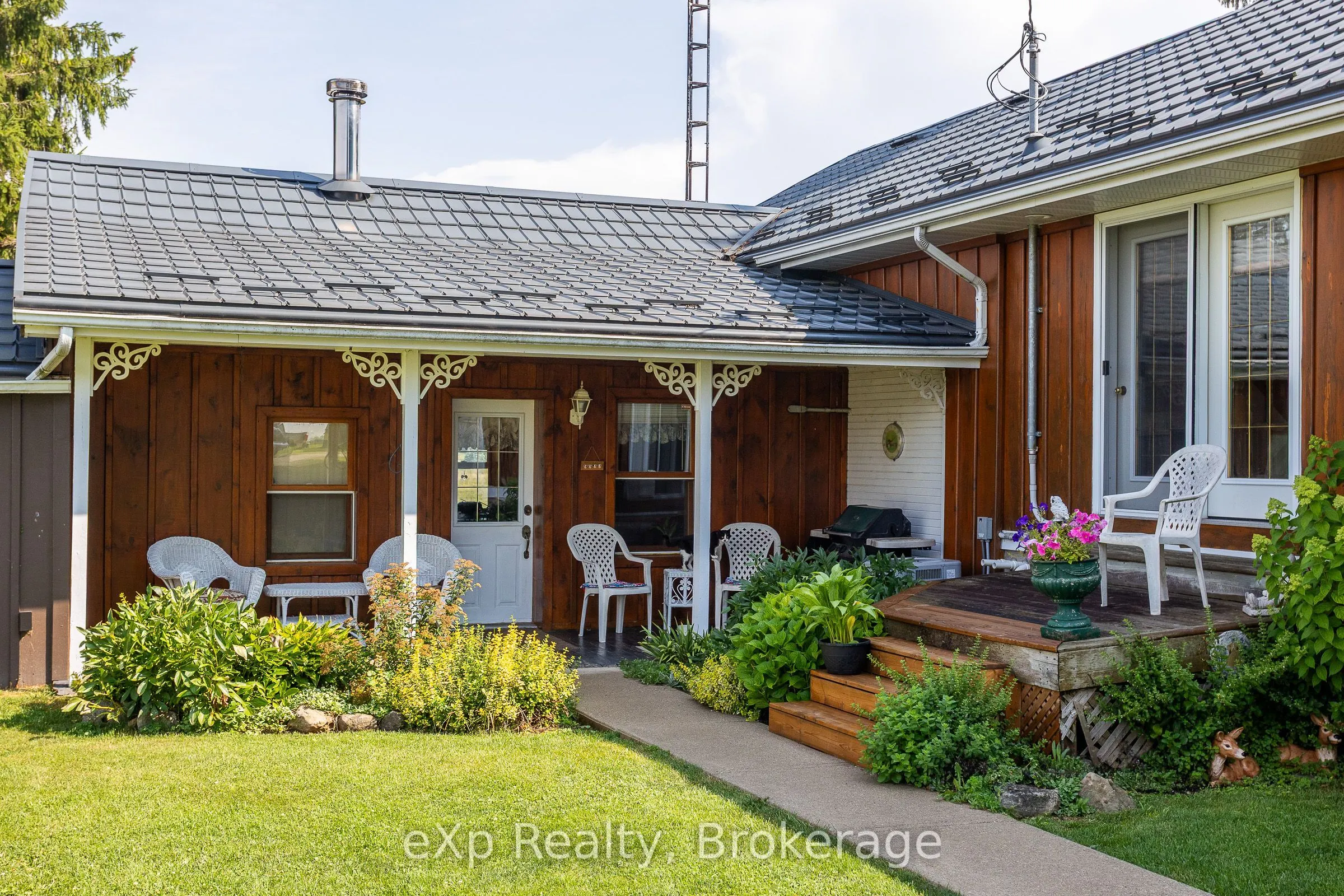116826 Grey Road 3