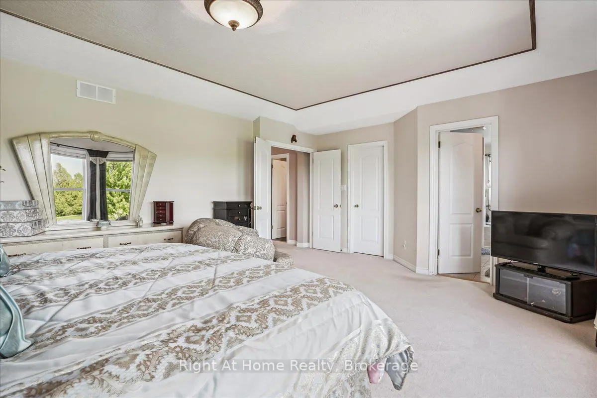 122 Hawkswood Drive