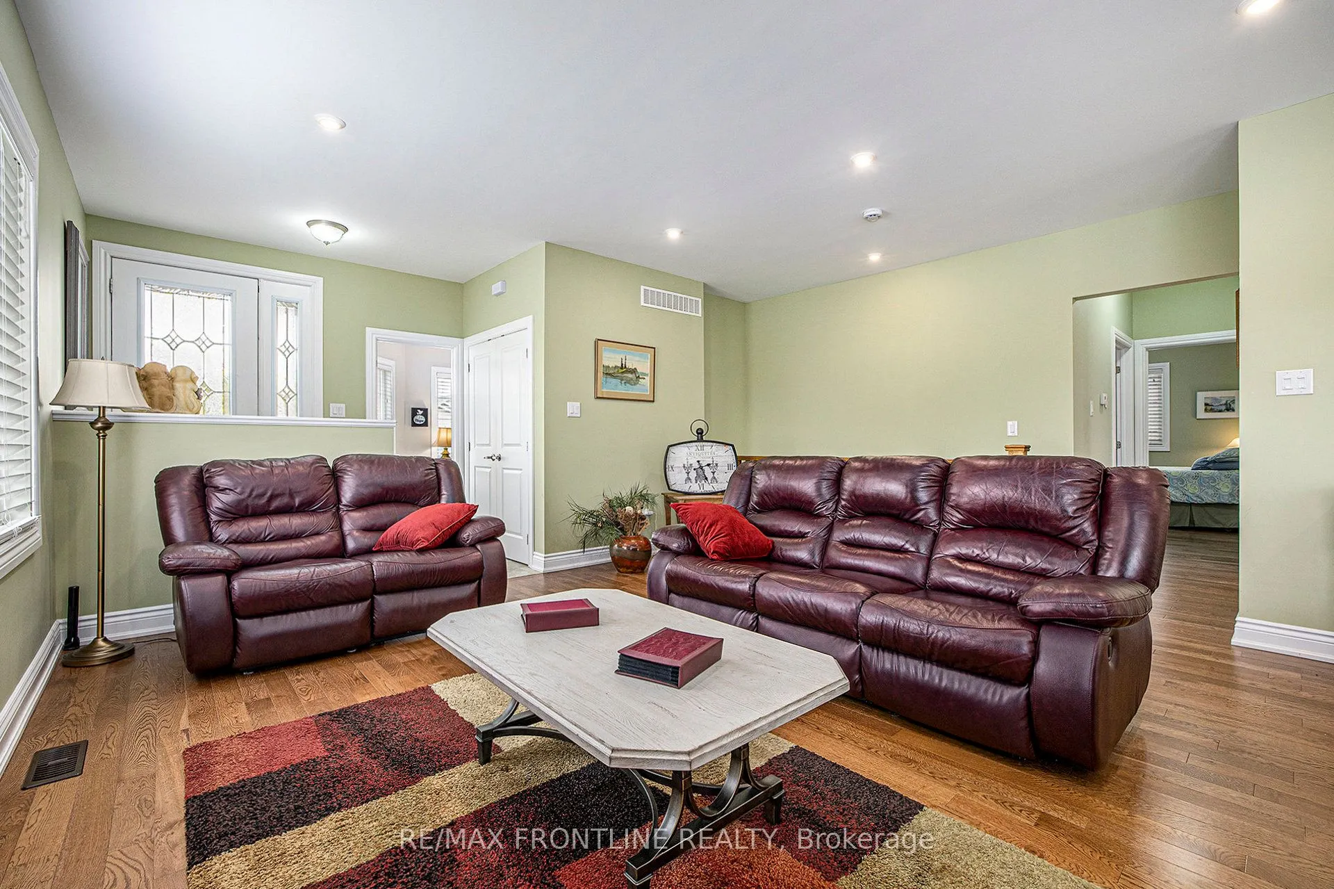 50 Perthmore Street