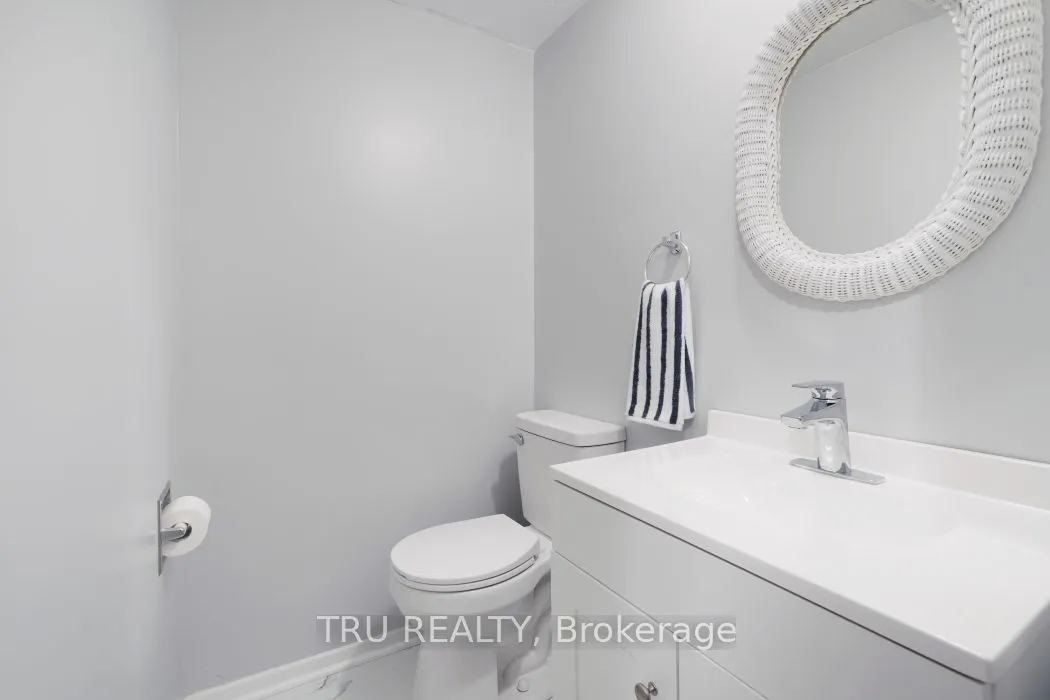 227 Pickford Drive, #28