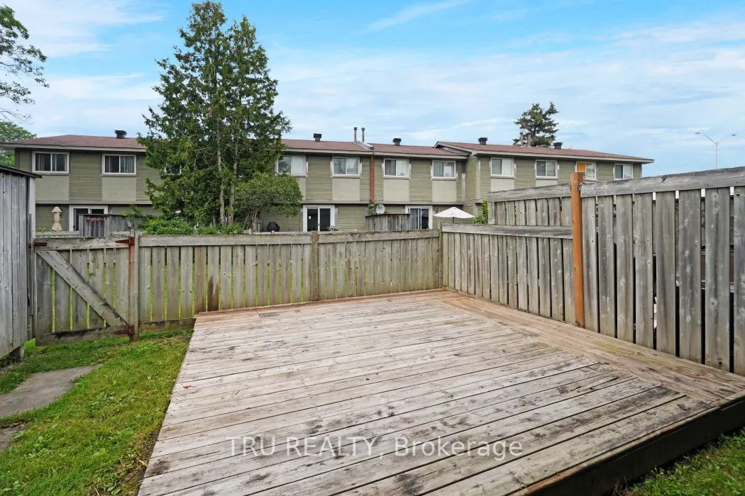 227 Pickford Drive, #28