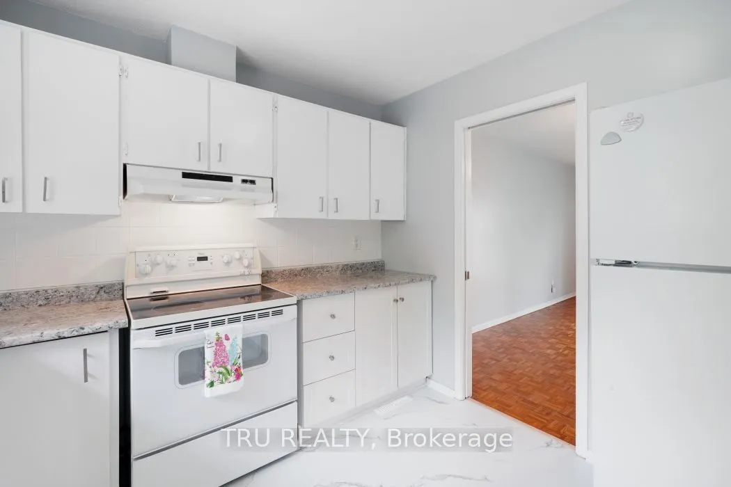227 Pickford Drive, #28