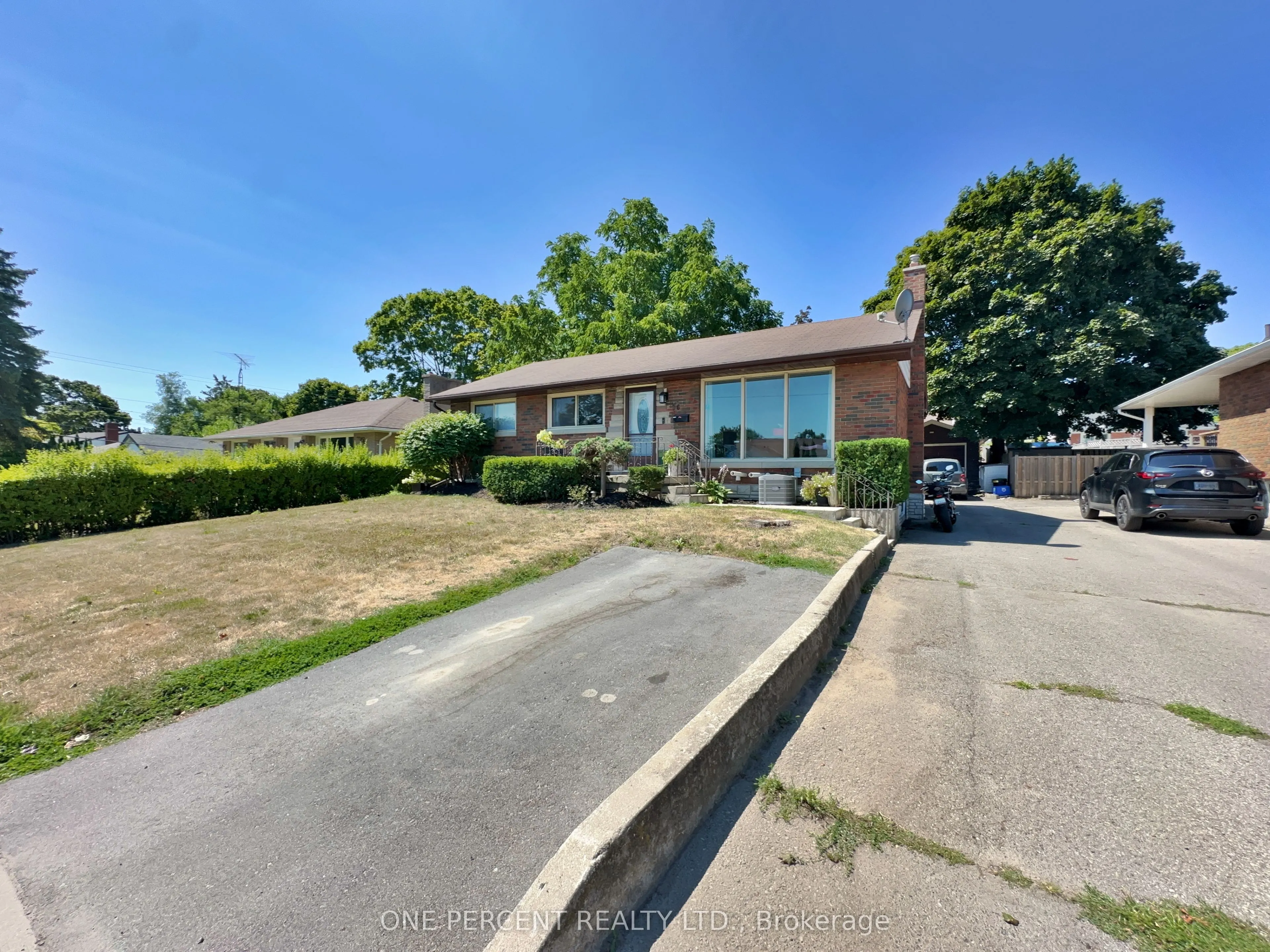 36 THIRD Avenue