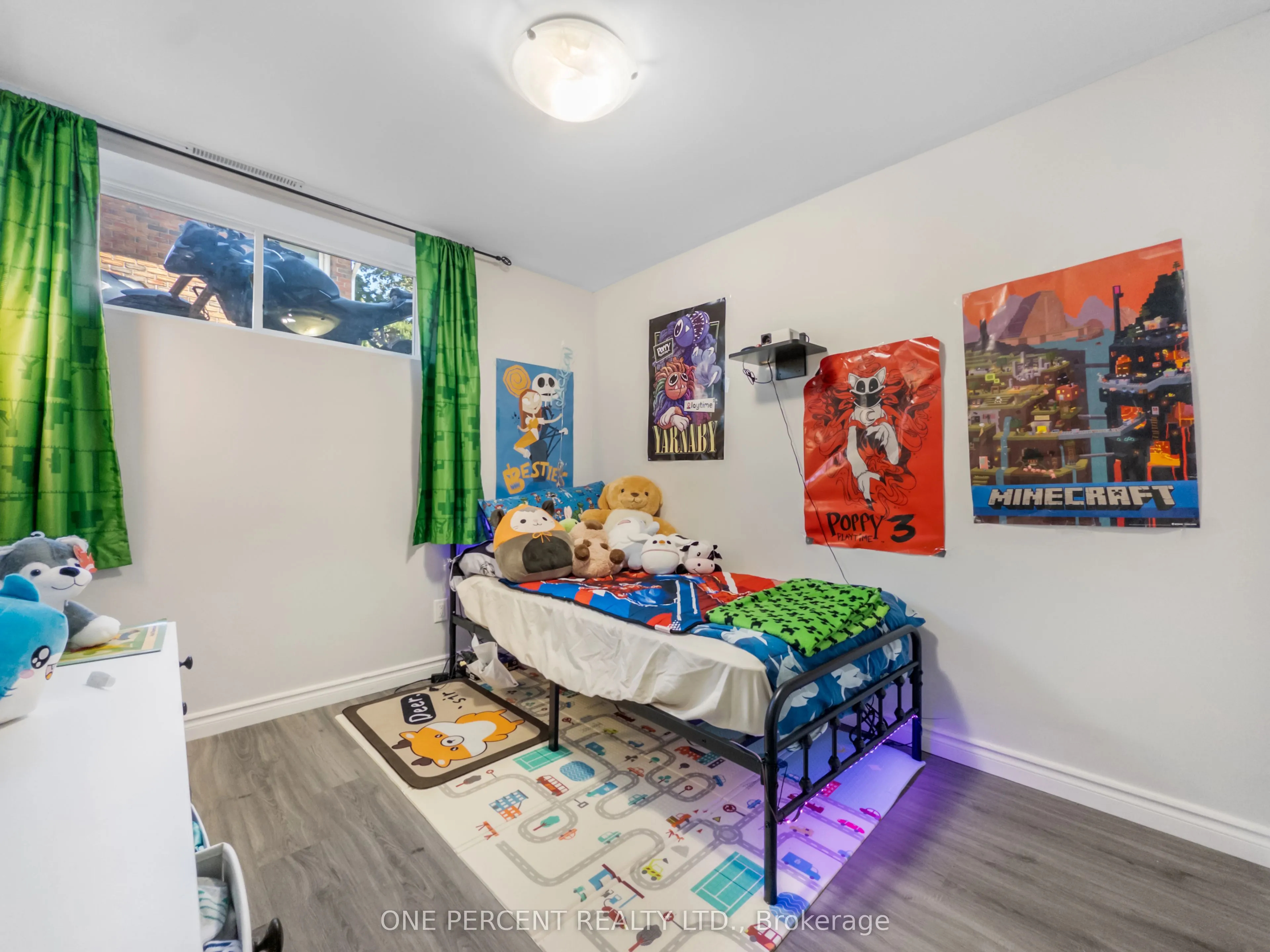 36 THIRD Avenue